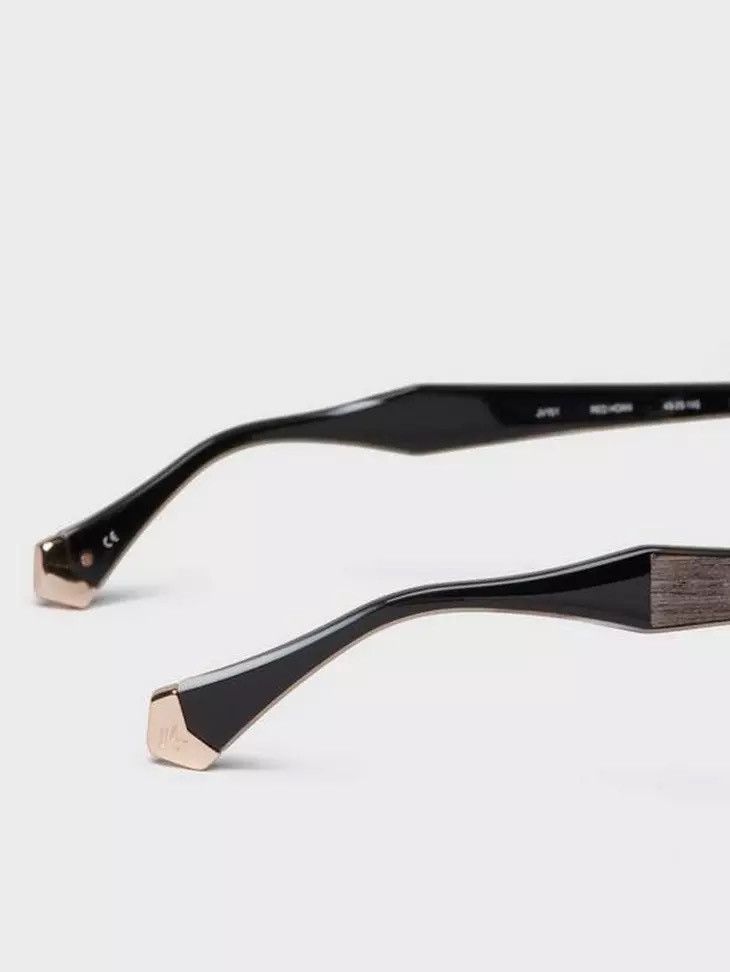 R13 JV101 limited edition sunglasses. Size ONE SIZE - 6 Thumbnail