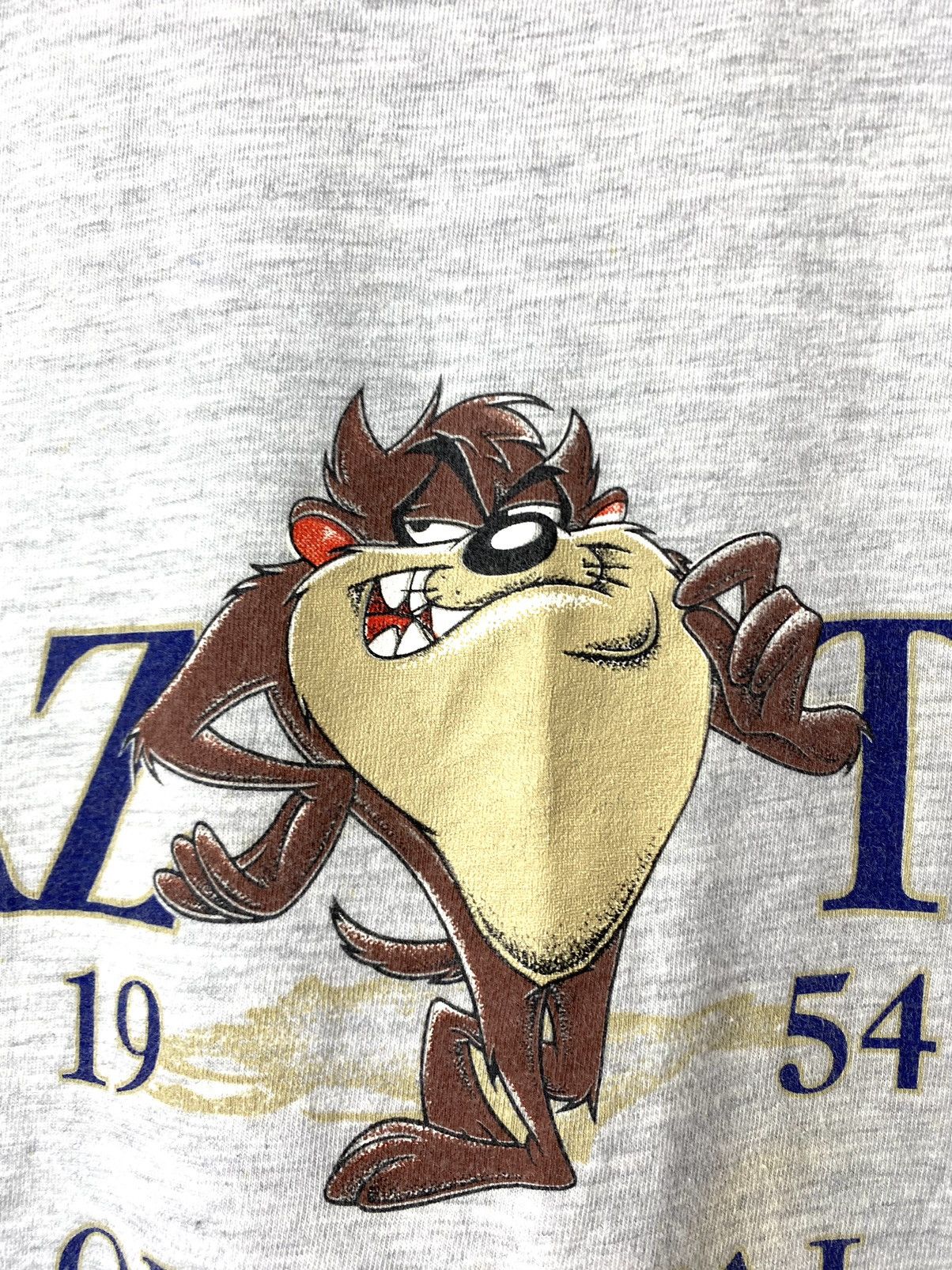 Disney Rare! 1990’s Vintage Looney Tunes Taz Disney T Shirt Size US L / EU 52-54 / 3 - 4 Thumbnail