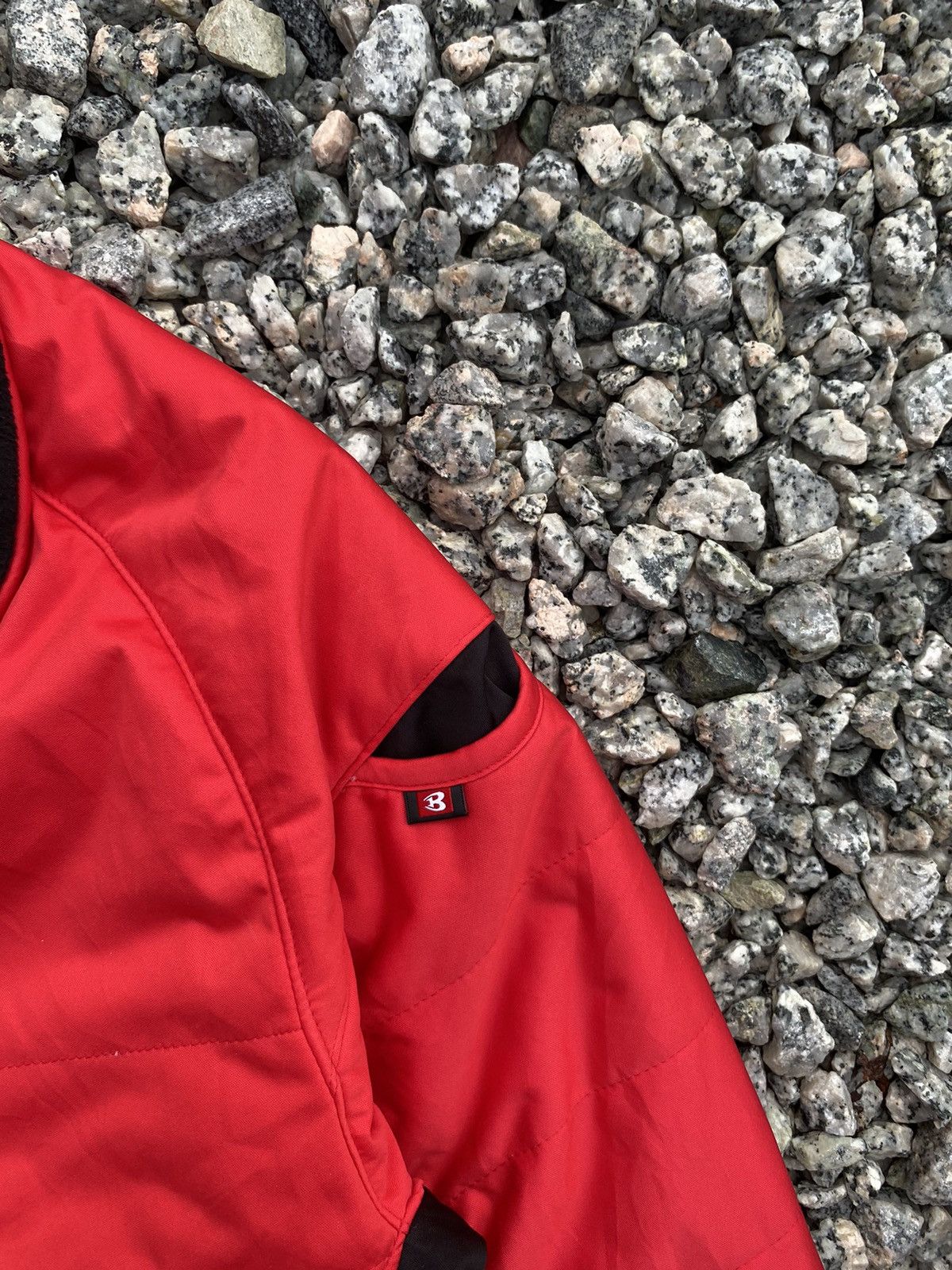 Vintage Vintage Burtle Full Zipper Puffer Jacket Red Size US L / EU 52-54 / 3 - 5 Thumbnail