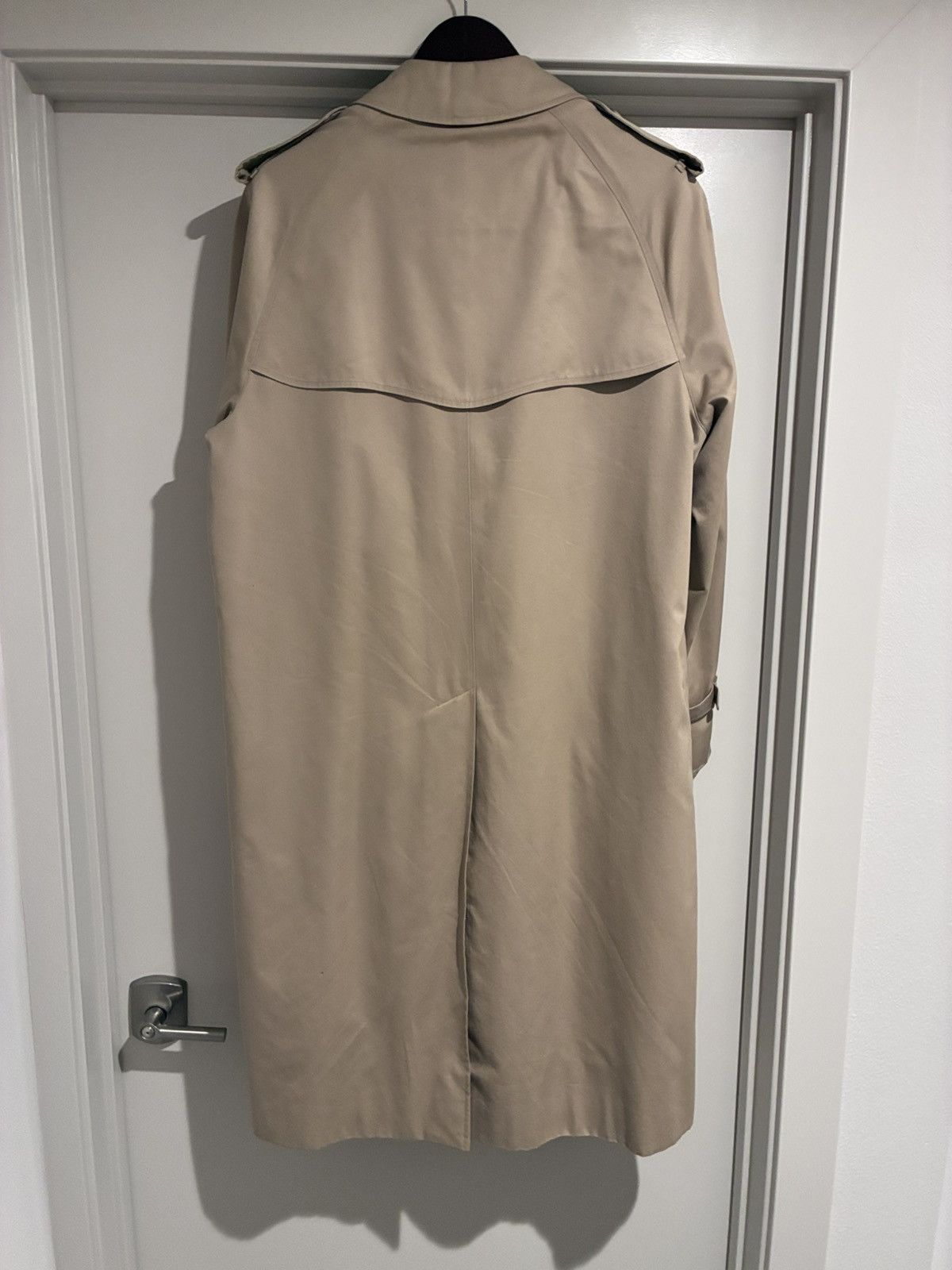 Burberry vintage Burberry trench coat Size US L / EU 52-54 / 3 - 3 Thumbnail