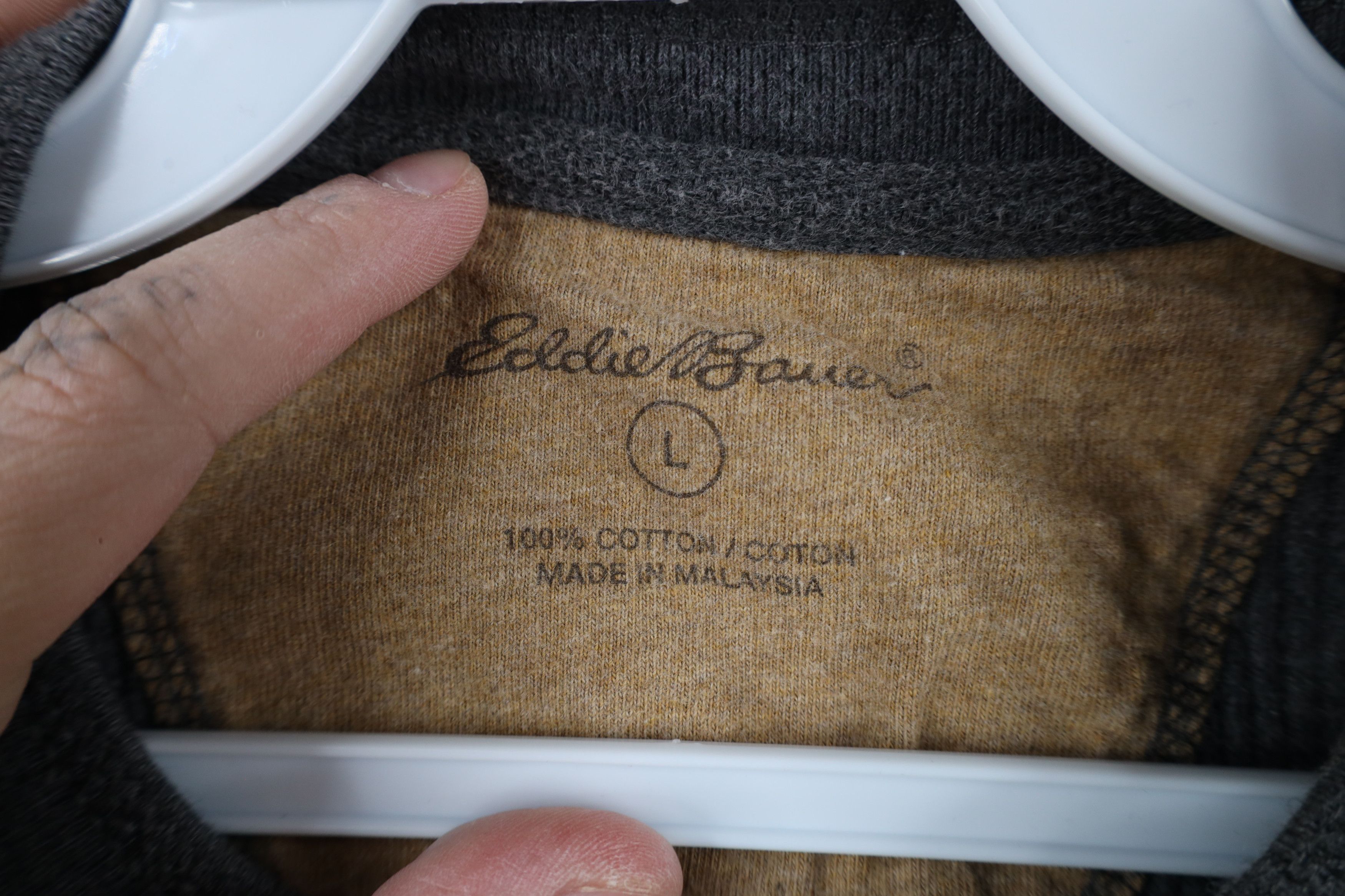 Eddie Bauer Vintage Eddie Bauer Waffle Knit Long Sleeve Henley T-Shirt Size US L / EU 52-54 / 3 - 5 Thumbnail