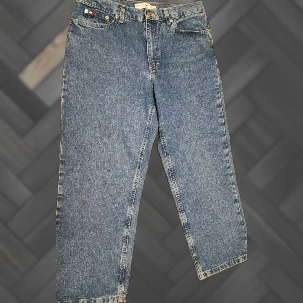 Tommy Hilfiger VINTAGE Tommy Hilfiger Boyfriend Jeans Women’s Size 10 (W32 x L25) Medium Wash Denim Size 32" / US 10 / IT 46 - 1 Thumbnail