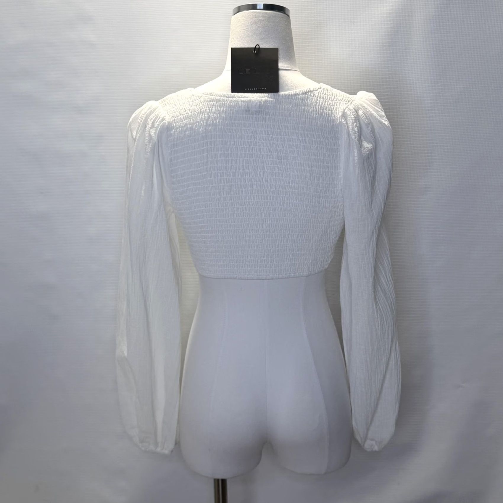 Vintage VINTAGE Le Lis Shirt Womens Smocked Crop Top Long Sleeve 100% Cotton White Small Puff Sleeve Slim Fit Womens Size S / US 4 / IT 40 - 3 Thumbnail