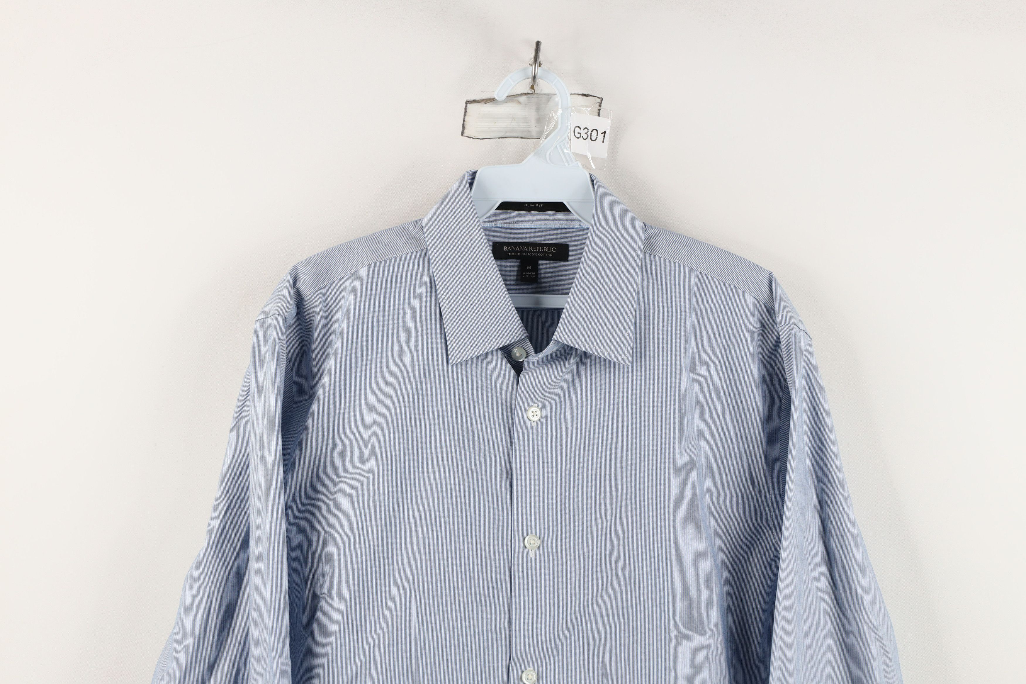 Banana Republic Banana Republic Non Iron Pinstriped Collared Button Shirt Size US M / EU 48-50 / 2 - 2 Thumbnail
