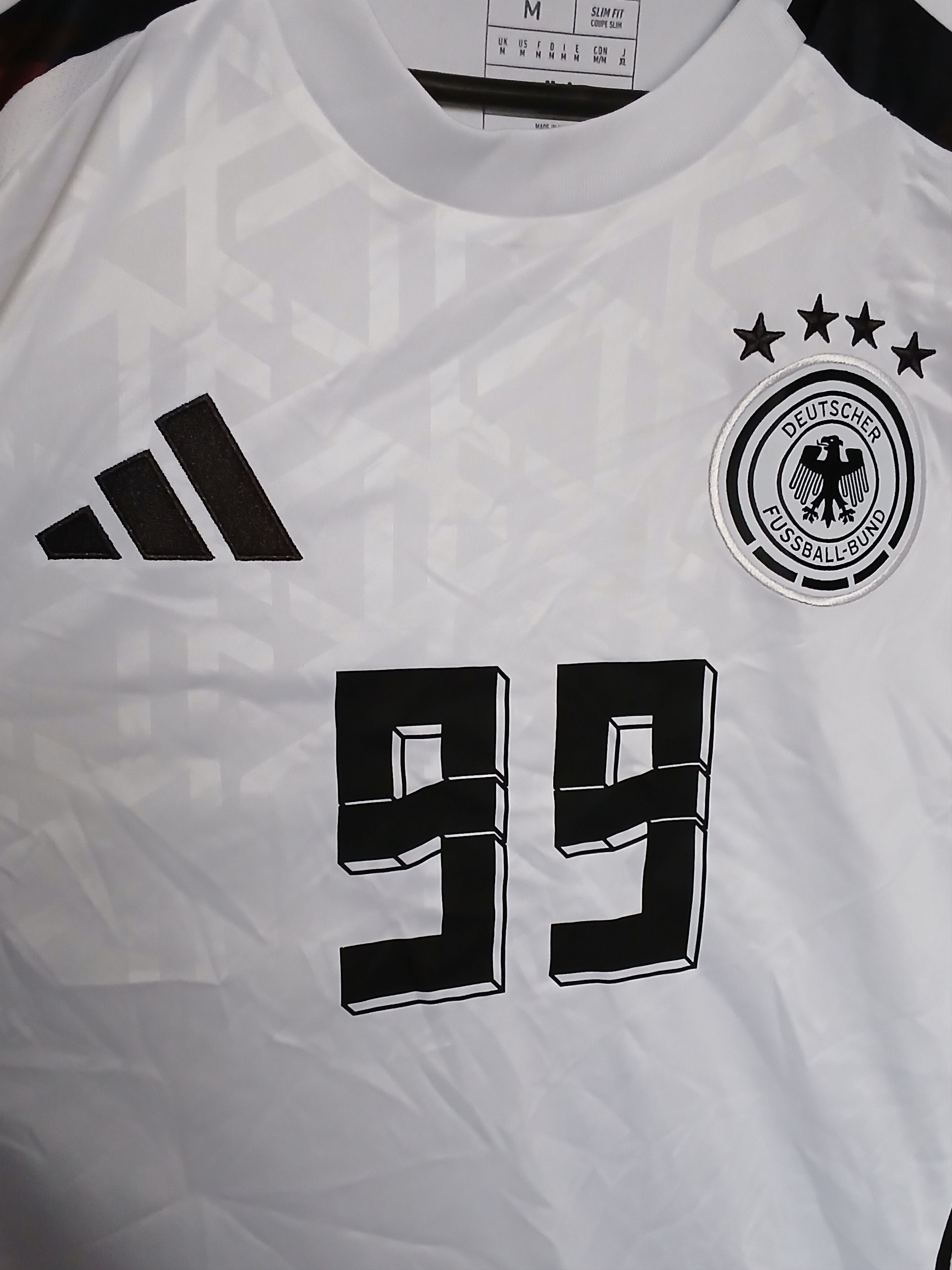 Adidas Germany National Football Team 24/25 Home Jersey T-Shirt Size US M / EU 48-50 / 2 - 3 Thumbnail
