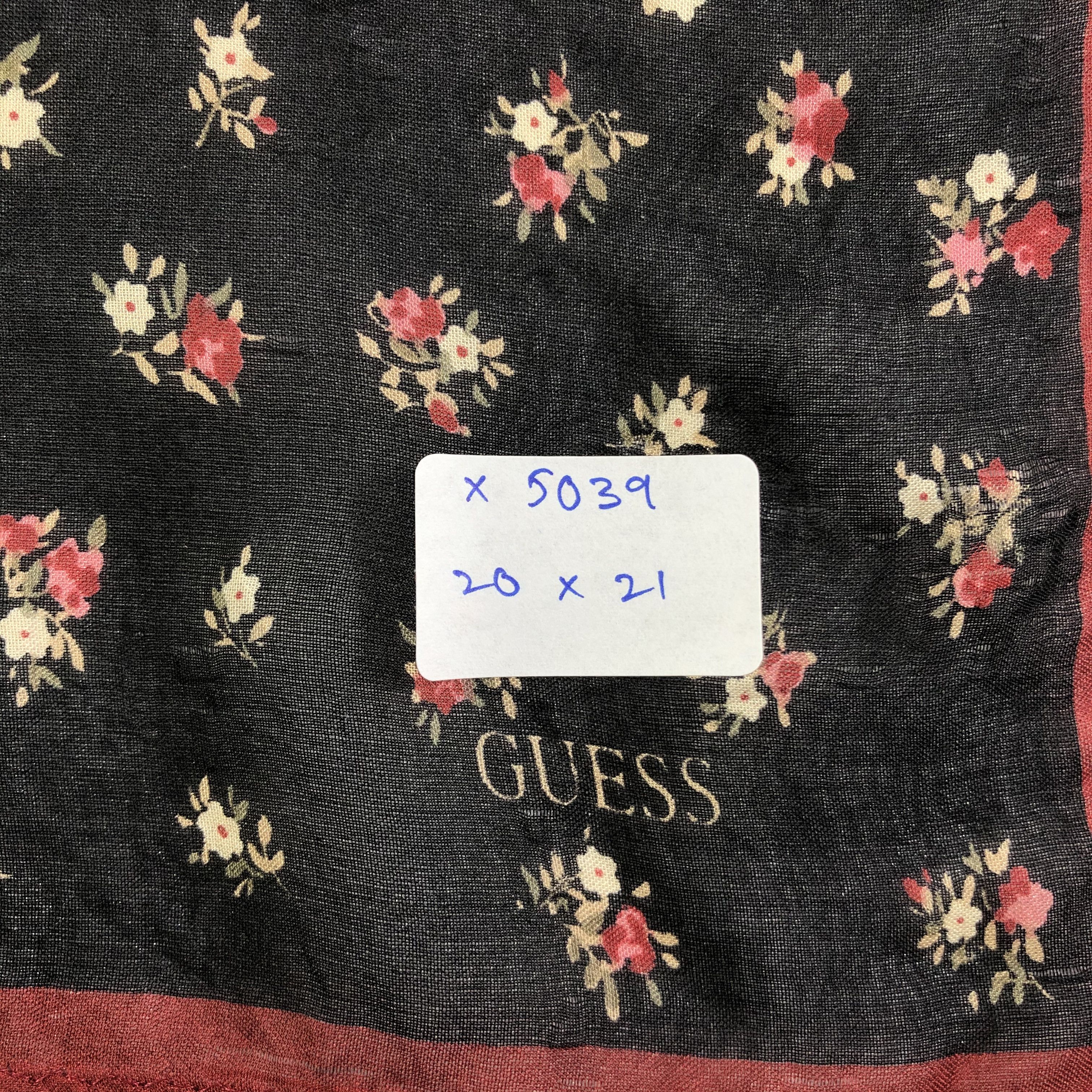 Guess × Vintage Vintage Guess Silk Scarf Size ONE SIZE - 6 Thumbnail