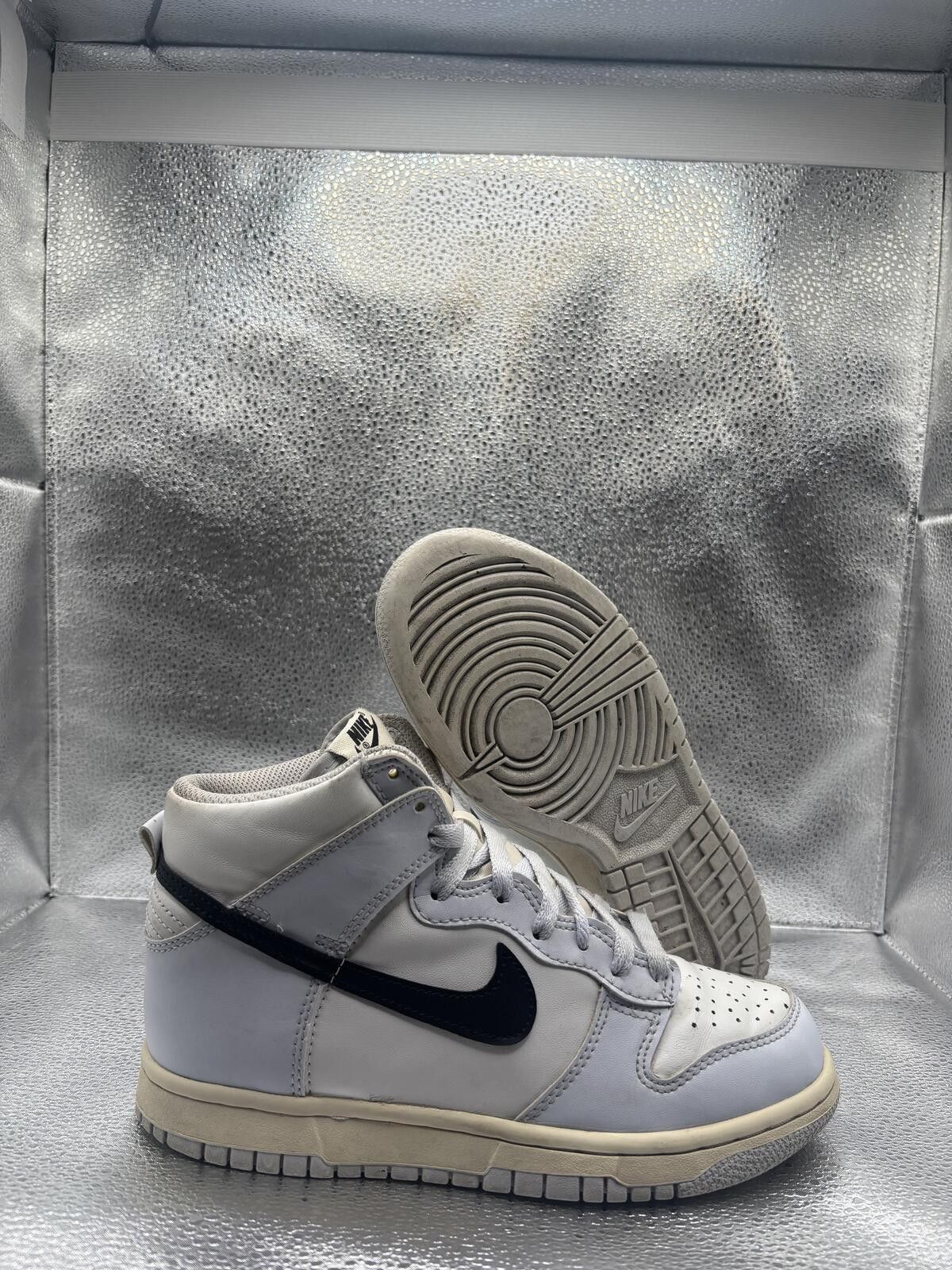 Nike Nike dunk high aluminum GS Size US 5 / EU 37 - 1 Thumbnail