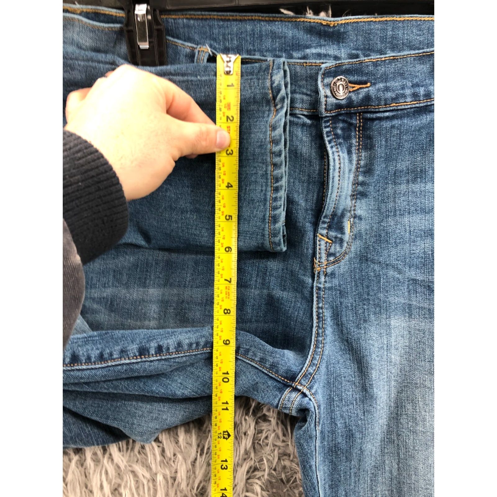 Old Navy Old Navy Jeans Womens Size 12 Long Blue Medium Wash Straight Size 34" / US 12 / IT 48 - 4 Thumbnail