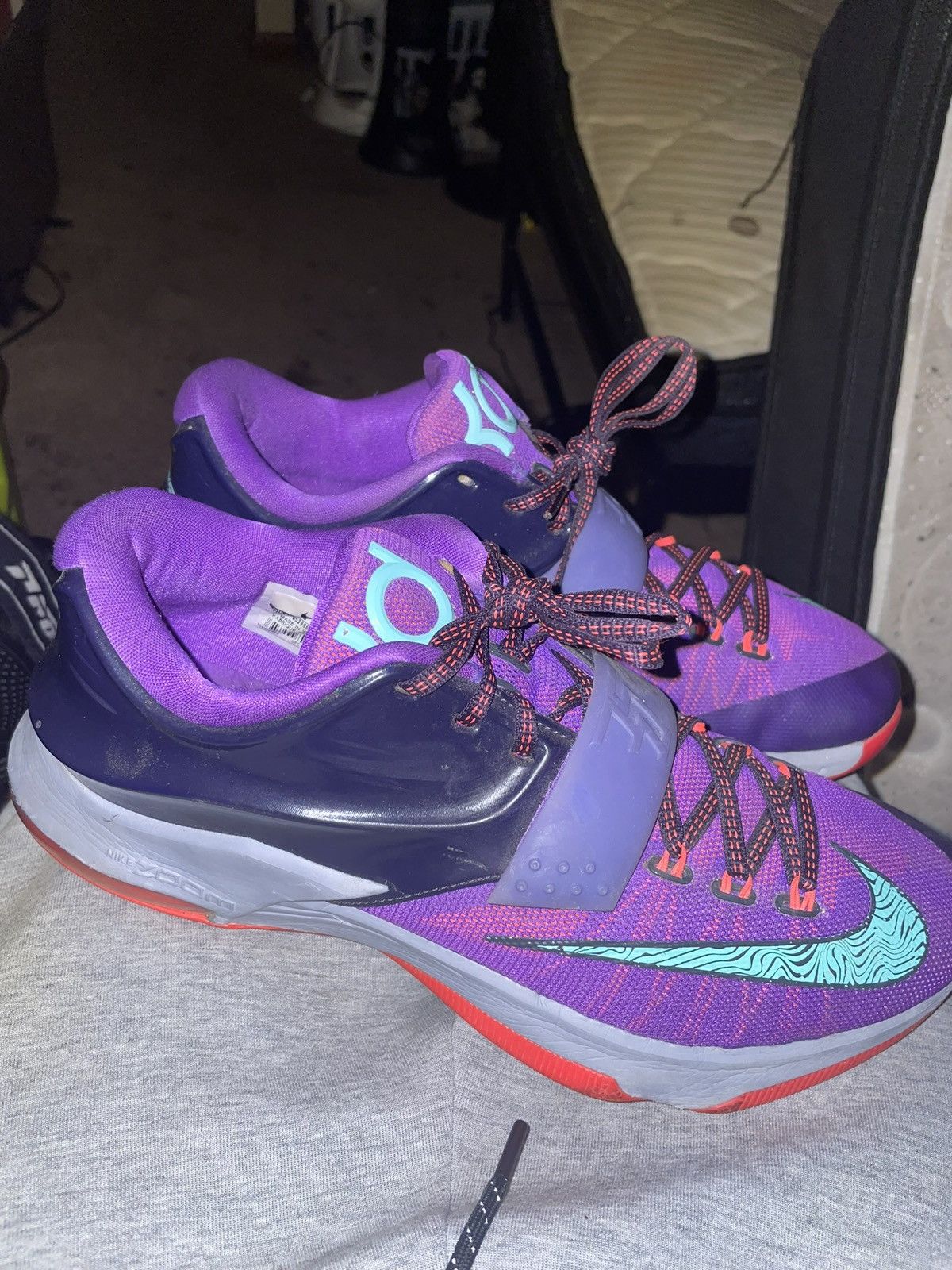 Nike KD7 LIGHTNING Size US 9.5 / EU 42-43 - 6 Thumbnail
