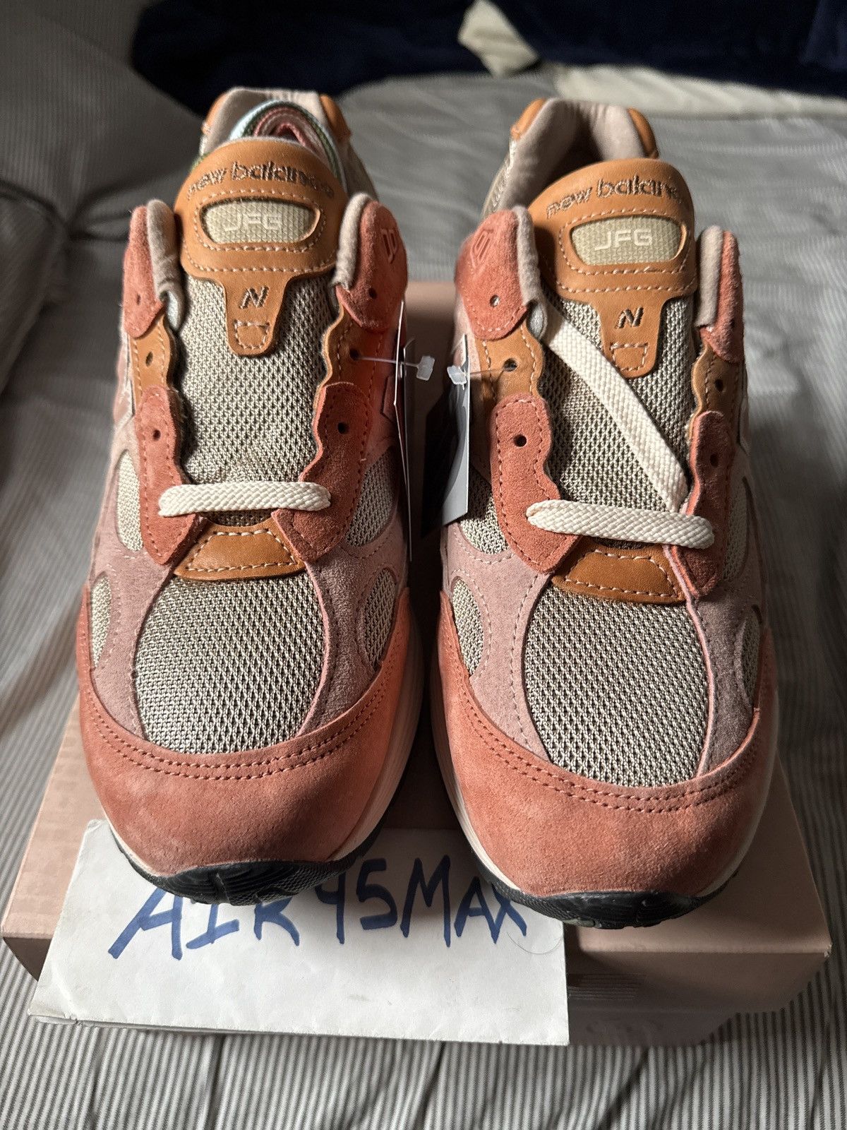 Joe Freshgoods × New Balance New balance 992 JFG aged well Size US 10 / EU 43 - 2 Thumbnail