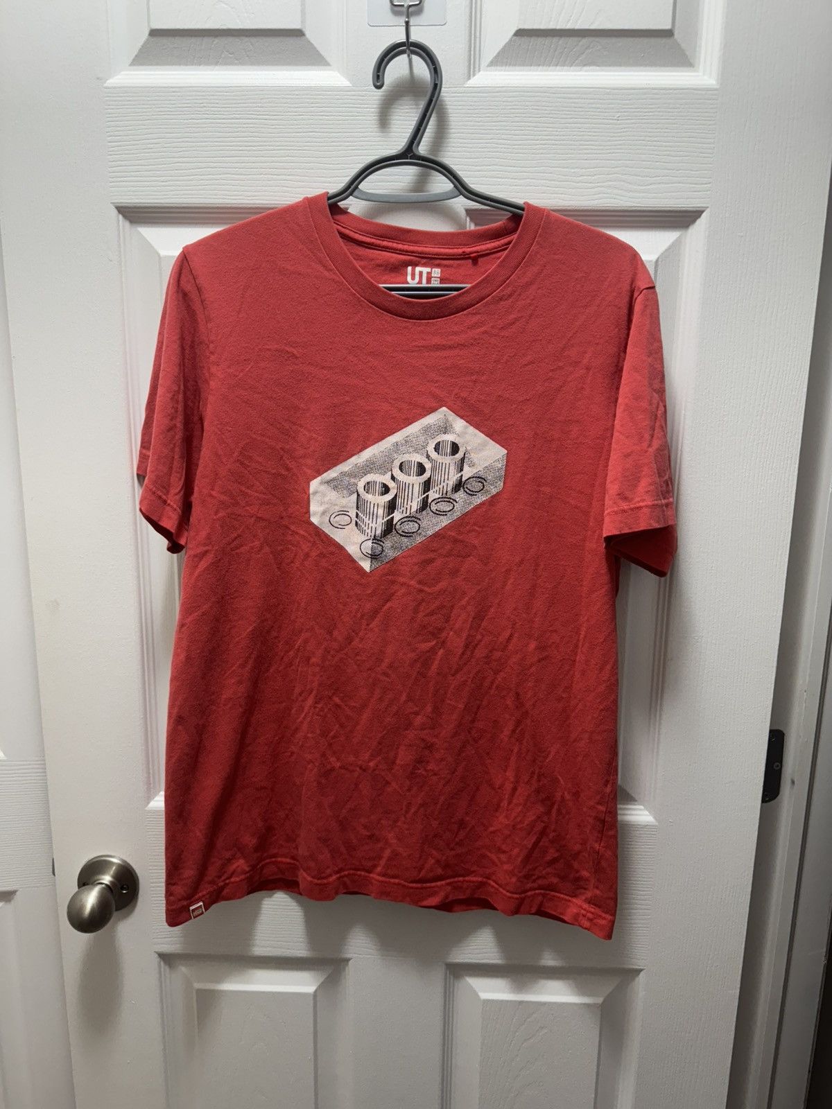 LEGO Uniqlo x Lego Design Brick Red Shirt Size US M / EU 48-50 / 2 - 1 Thumbnail