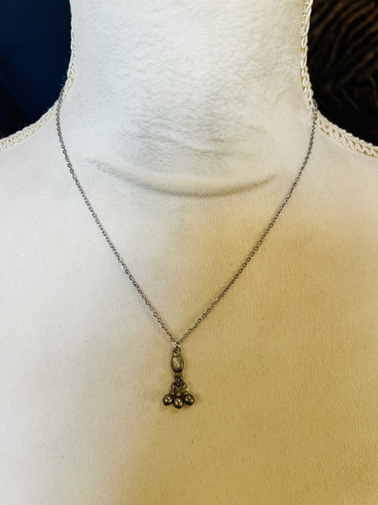 Handmade Handcrafted vintage silver dangle pendant on chain necklace Size ONE SIZE - 3 Thumbnail