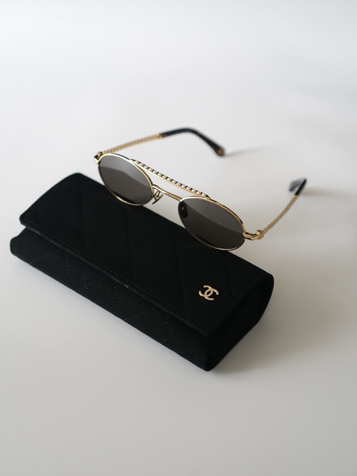Chanel Chanel Sunglasses Size ONE SIZE - 1 Thumbnail