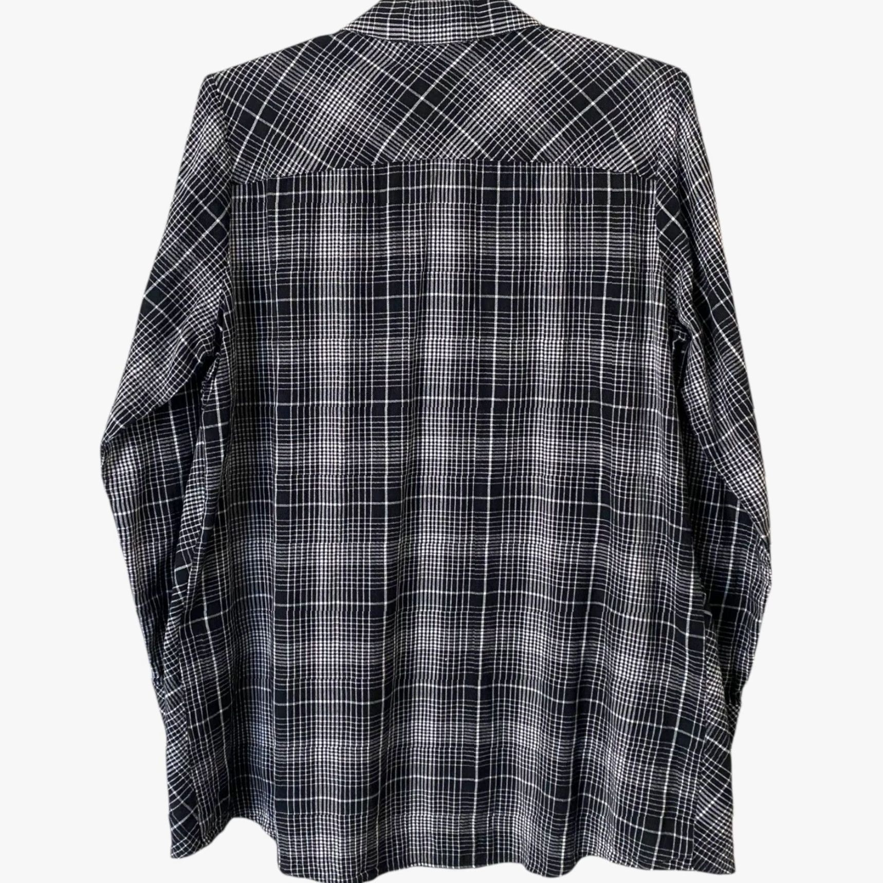 Vintage VINTAGE Foxcroft Plaid Tunic Button-Up Long Sleeve Women’s Size 14 Casual Workwear Black Size XL / US 12-14 / IT 48-50 - 4 Thumbnail
