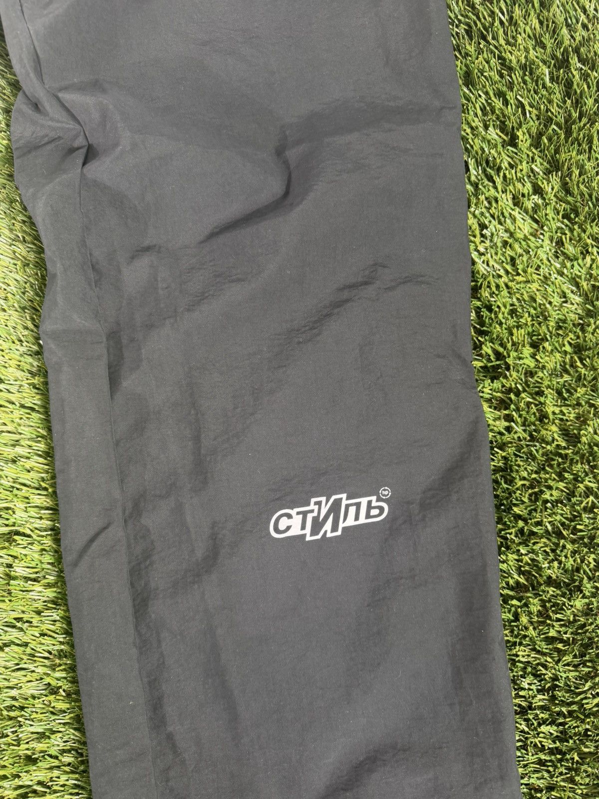 Heron Preston Heron Preston Nylon Track Pants Size US 40 / EU 56 - 2 Thumbnail