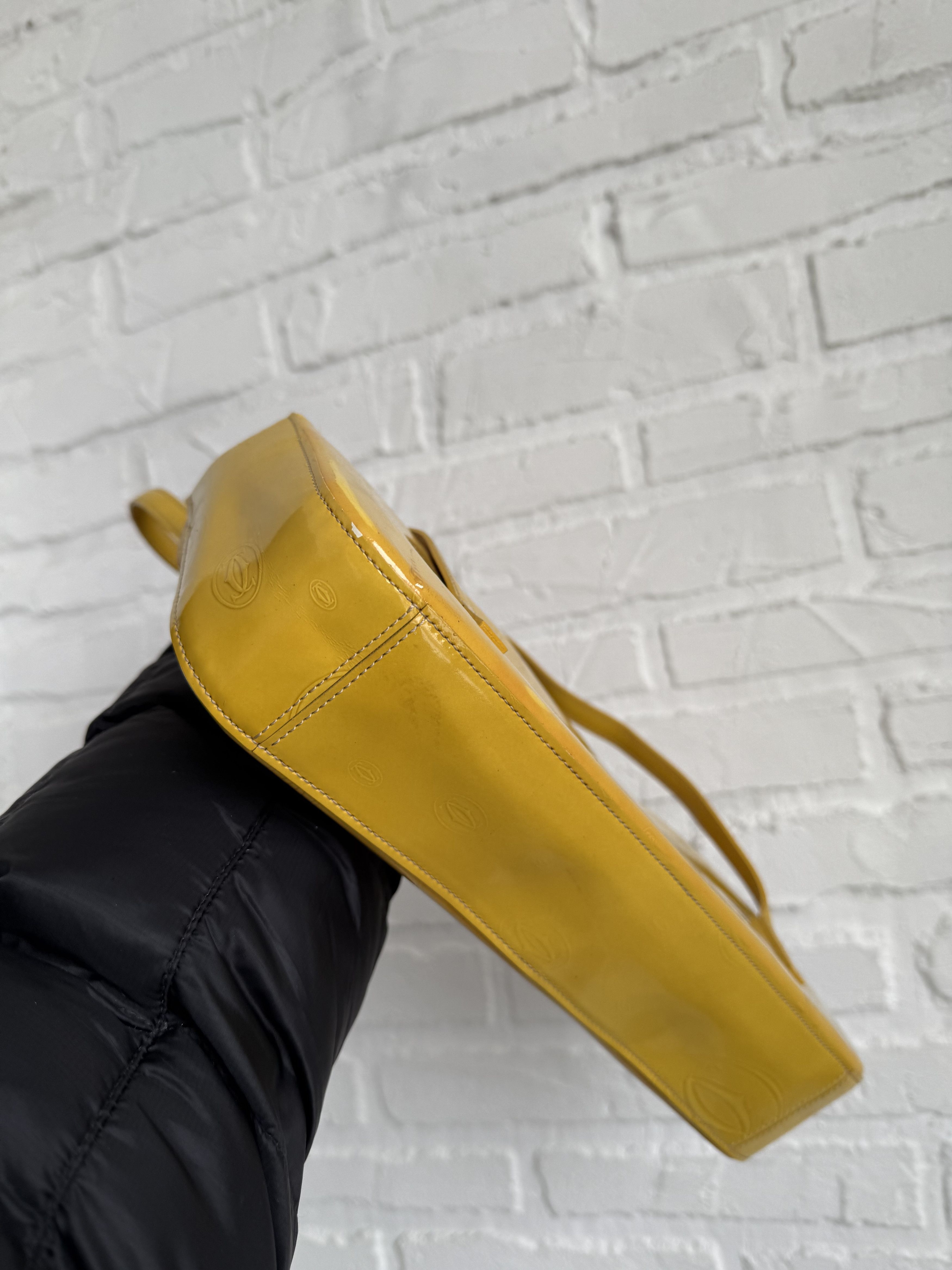 Cartier Vintage Cartier yellow patent leather monogram shoulder bag Size ONE SIZE - 11 Thumbnail