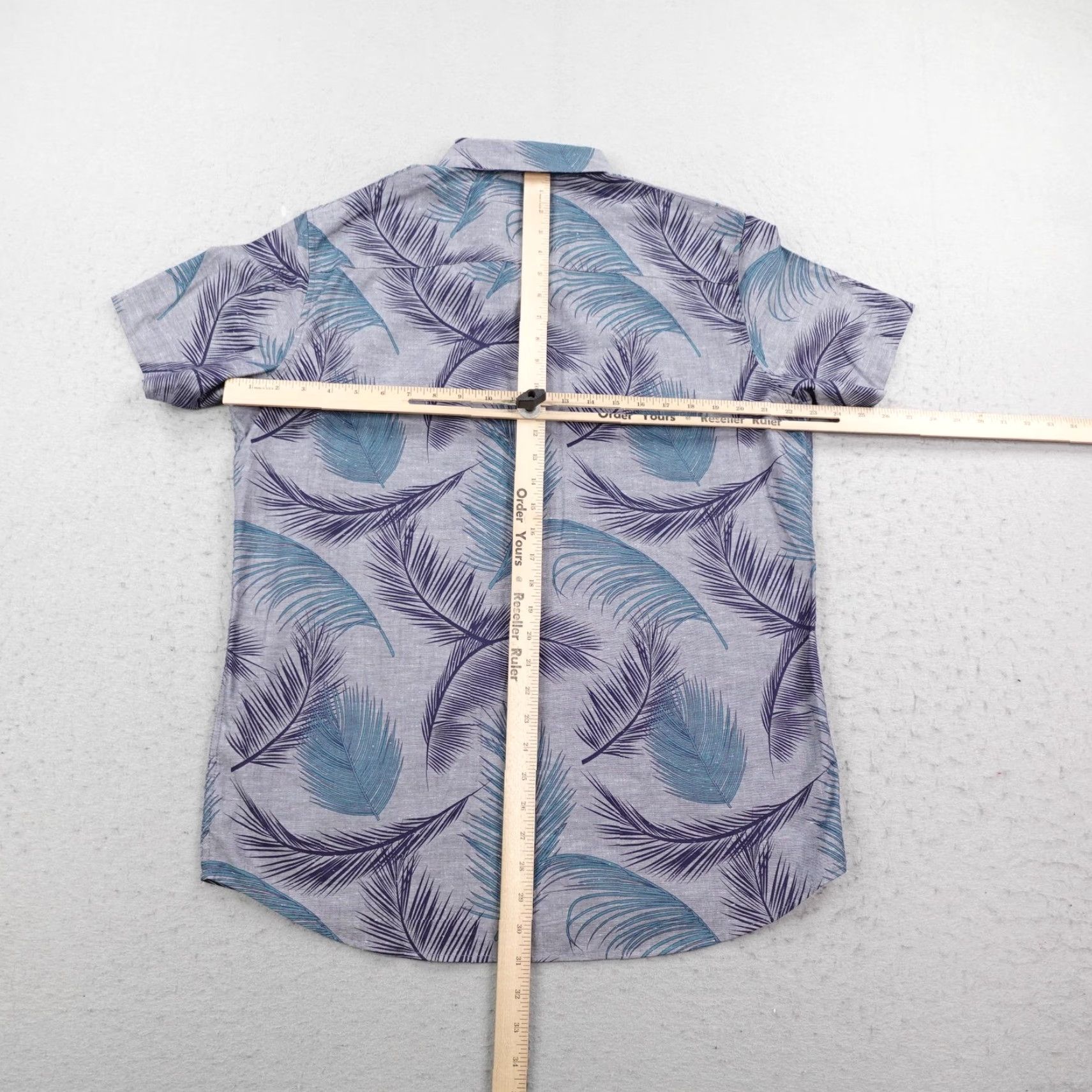 Travis Mathew Shirt Mens Large Blue Palm Aloha Button Up Floral Tropical Casual