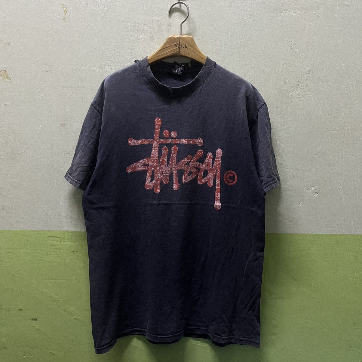 Stussy Distressed Vintage Stussy Bandana Logo Tees Size US L / EU 52-54 / 3 - 1 Thumbnail