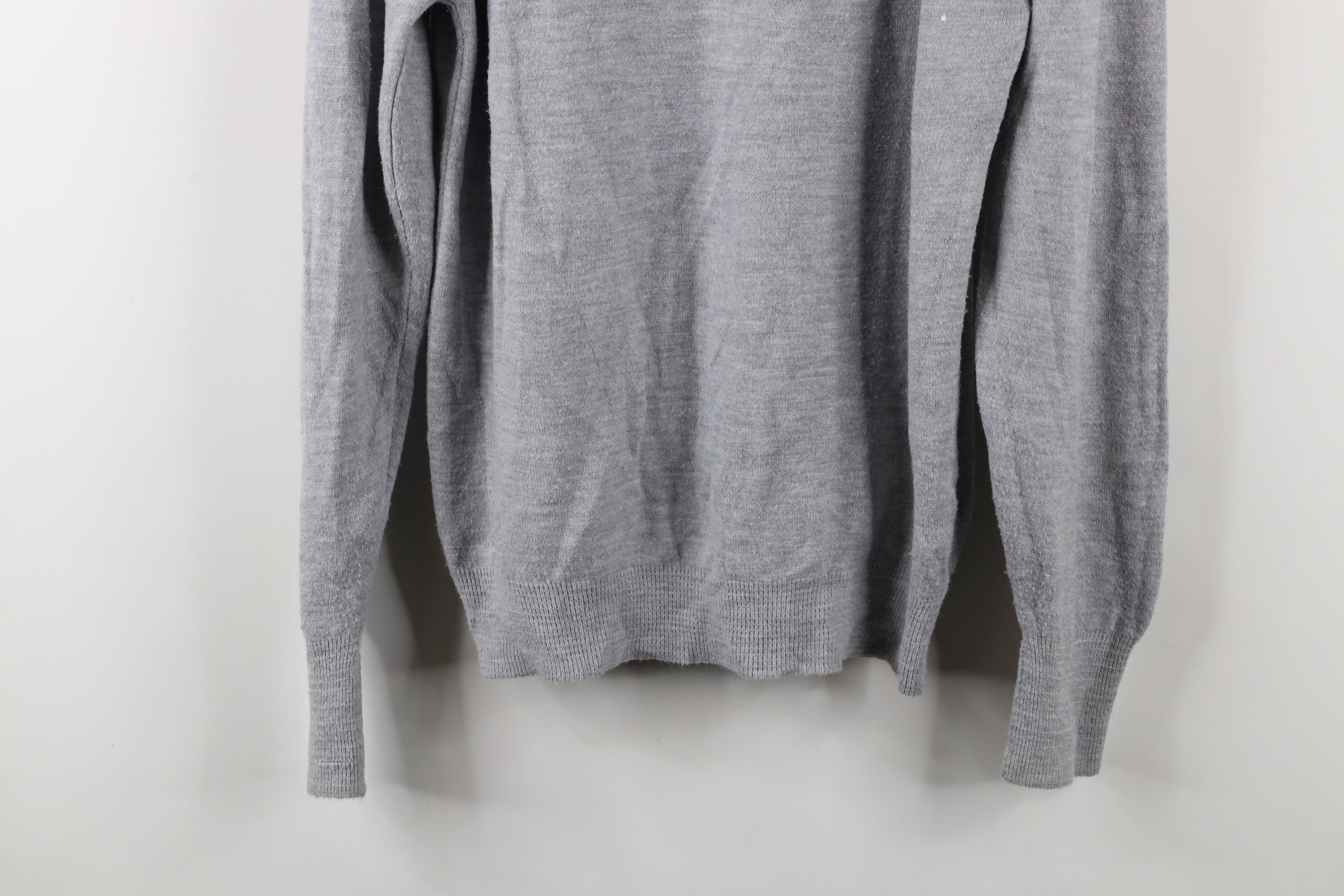 Vintage Vintage 80s Christian Dior Spell Out Knit Sweater Gray USA Size US M / EU 48-50 / 2 - 13 Thumbnail