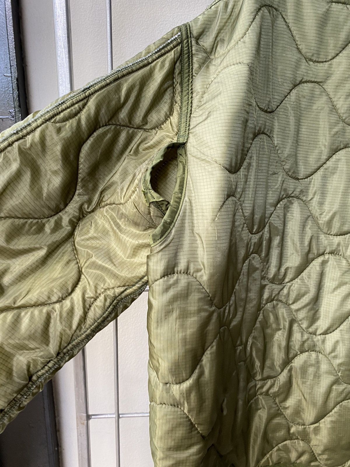 Vintage Vintage military liner jacket Size US XL / EU 56 / 4 - 7 Thumbnail