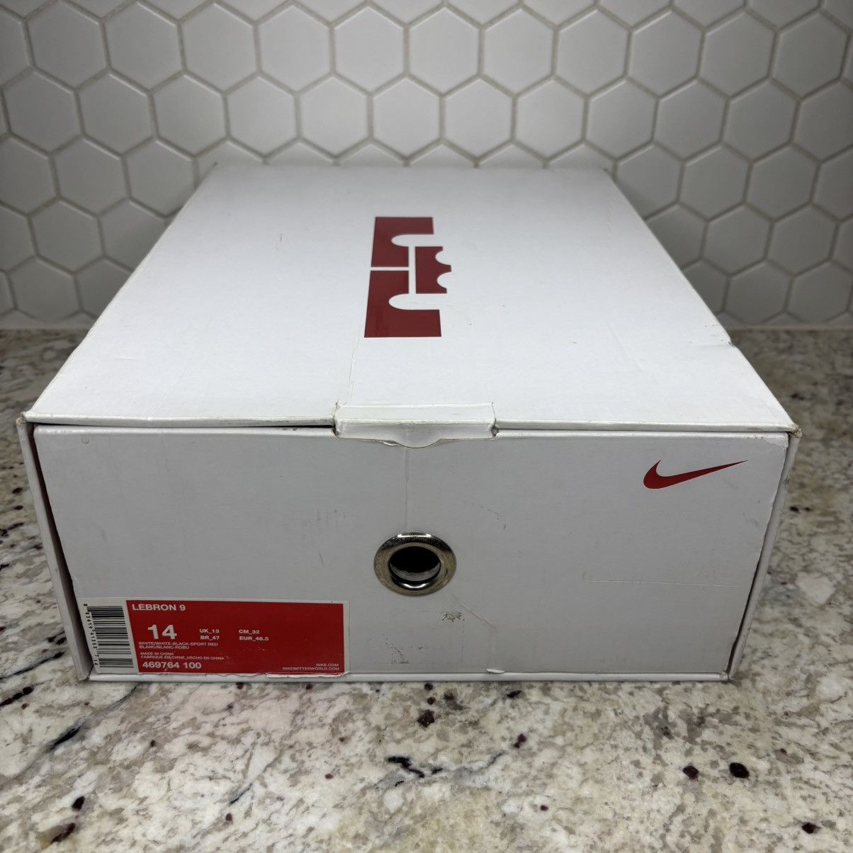 Nike Size 14 - Nike LeBron 9 Miami Heat Home Very Clean OG Box Size US 14 / EU 47 - 17 Thumbnail