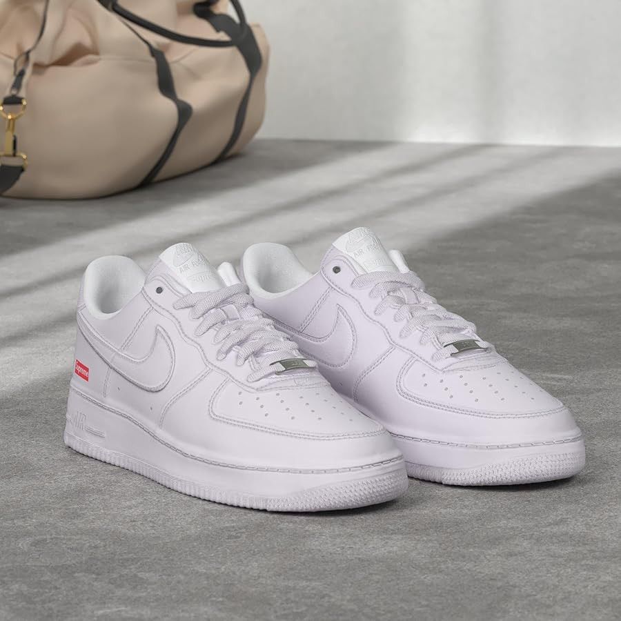 Nike × Supreme Nike x Supreme Air Force 1 Low White – Size 8.5 – Box Logo Size US 8.5 / EU 41-42 - 1 Thumbnail