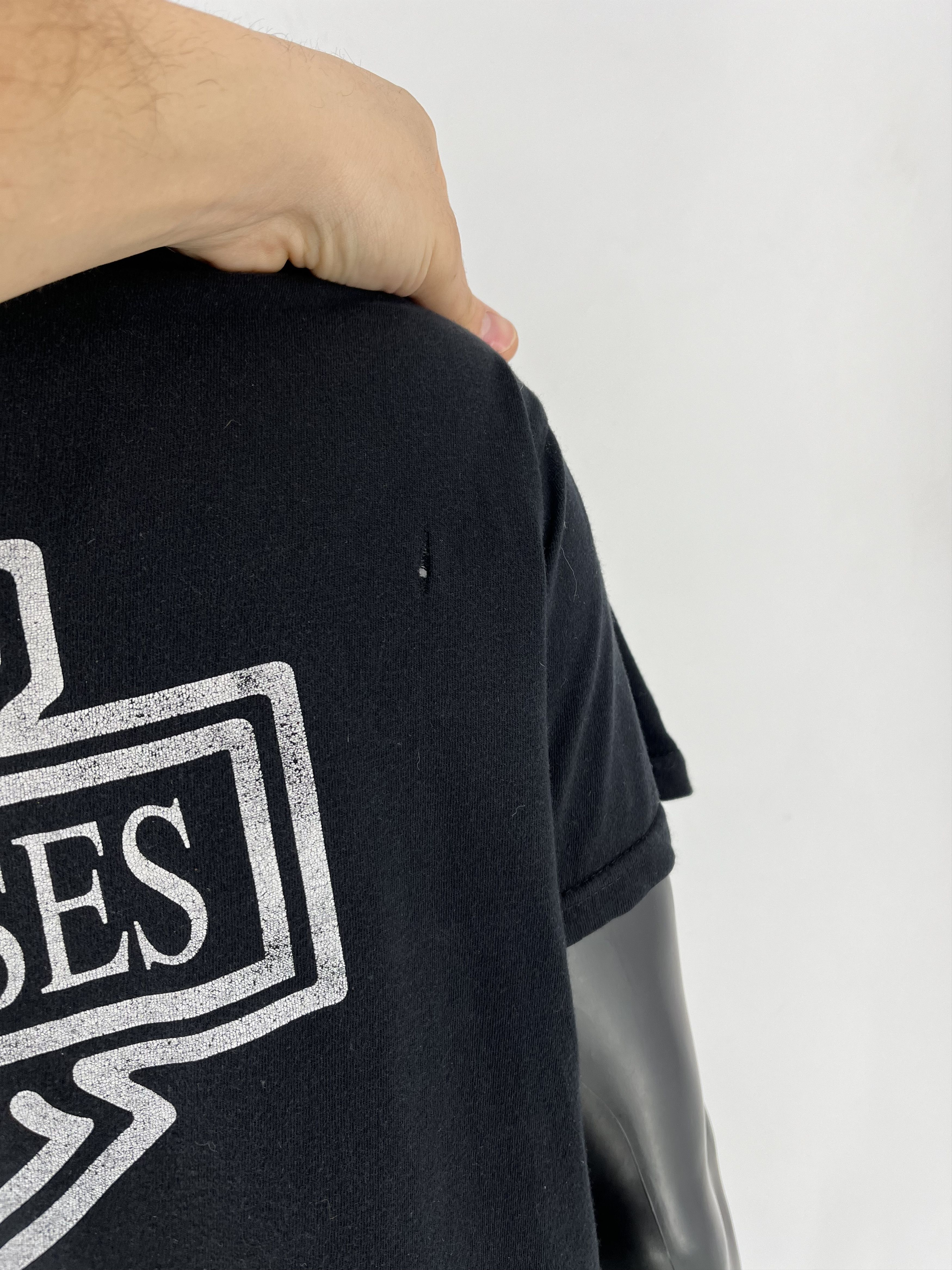 Band Tees × Vintage Vintage Guns N’ Roses 🌹 Big Logo Double Sided T-Shirt Size US M / EU 48-50 / 2 - 9 Thumbnail