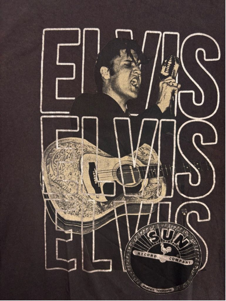 Old Navy Men's Old Navy Elvis T-shirt XL Brown Size US XL / EU 56 / 4 - 6 Thumbnail