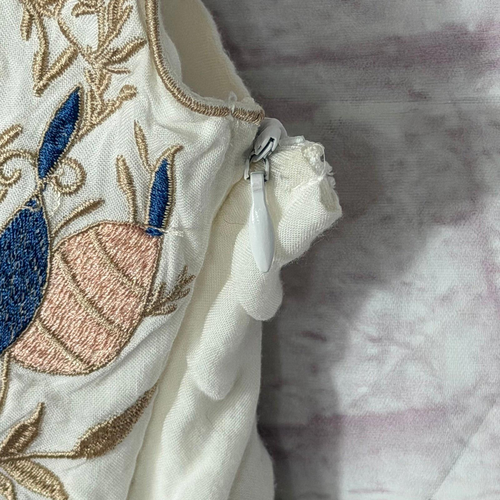 Lulus Lulus XS Daisy Petal Pickin' ivory embroidered mini dress Size XS / US 0-2 / IT 36-38 - 7 Thumbnail