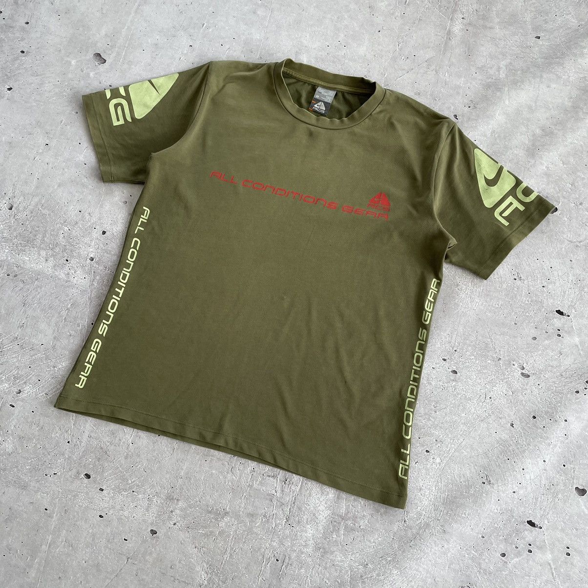 Nike ACG × Vintage Vintage Nike ACG T-shirt multi logo y2k Size US M / EU 48-50 / 2 - 3 Thumbnail