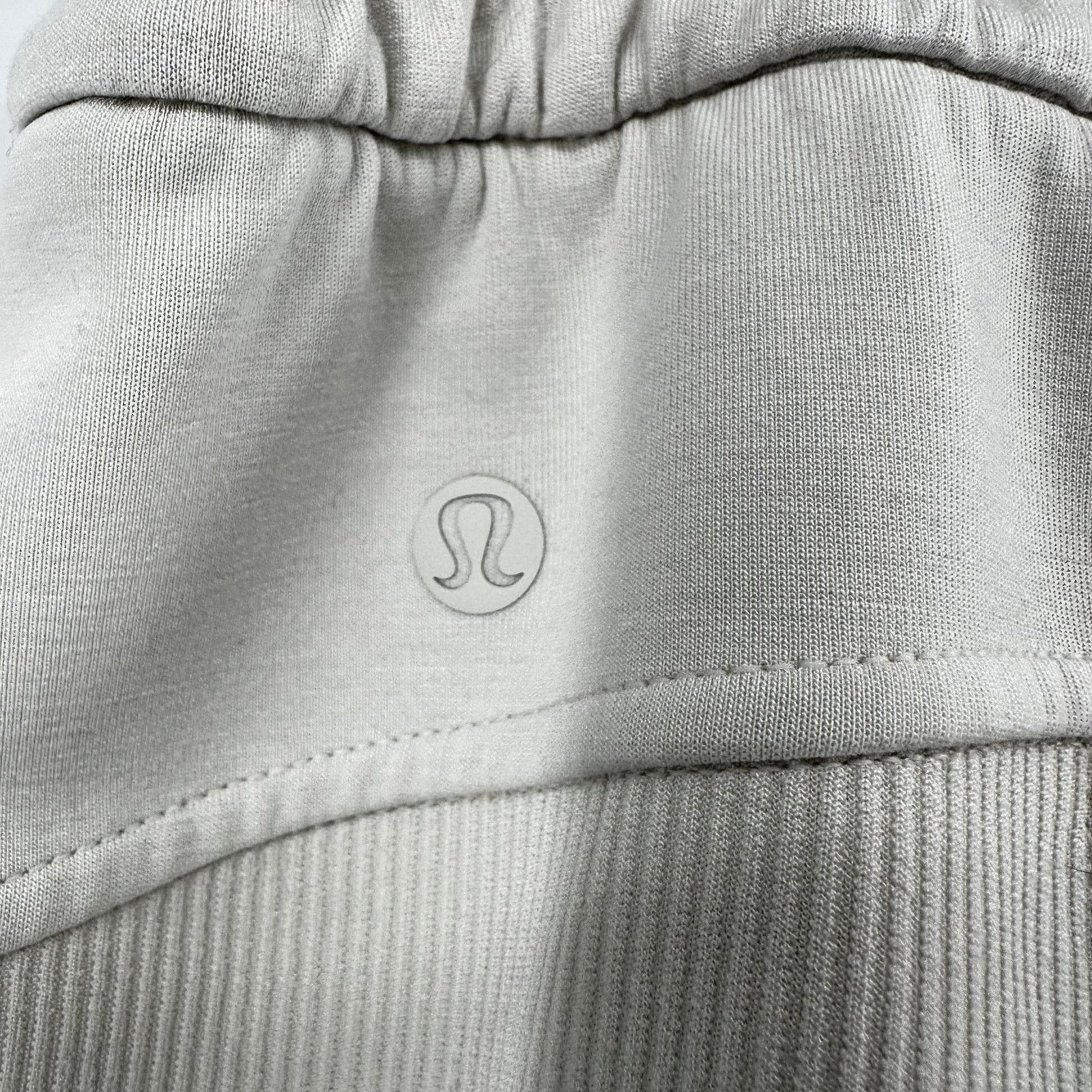 Lululemon Lululemon Brushed Softstreme Ribbed Jogger Pants Opal 12 Size 34" / US 12 / IT 48 - 4 Thumbnail