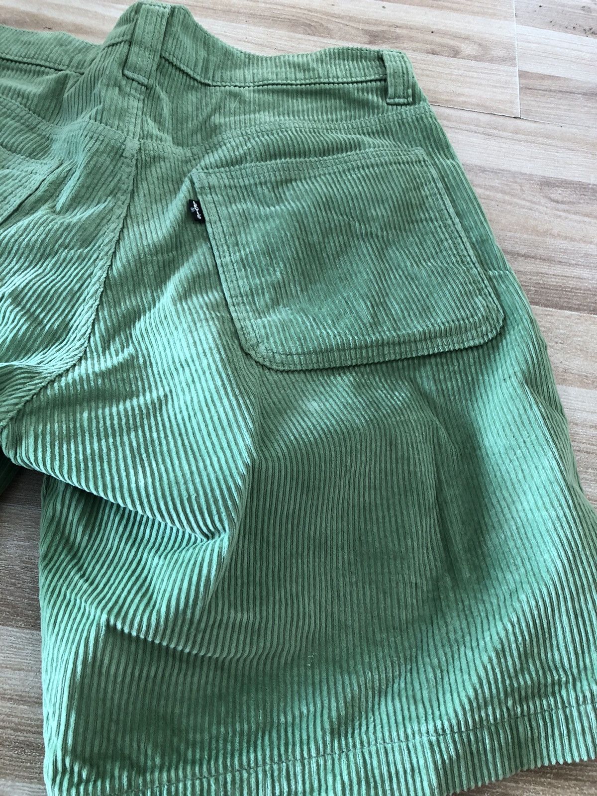 Levi's Vintage Clothing Levi’s Skate-Drop-In Shorts W33 Green Rare Pair Size US 33 - 2 Thumbnail