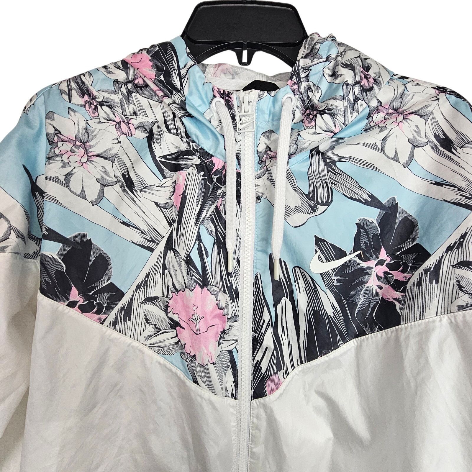 Nike Nike Womens Sportswear Windrunner Cropped Windbreaker Jacket Size M / US 6-8 / IT 42-44 - 3 Thumbnail