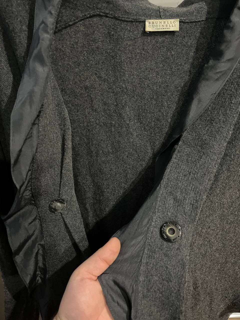 Brunello Cucinelli BRUNELLO CUCINELLI CASHMERE ITALIAN MADE ASYMMETRIC CARDIGAN Size M / US 6-8 / IT 42-44 - 8 Thumbnail