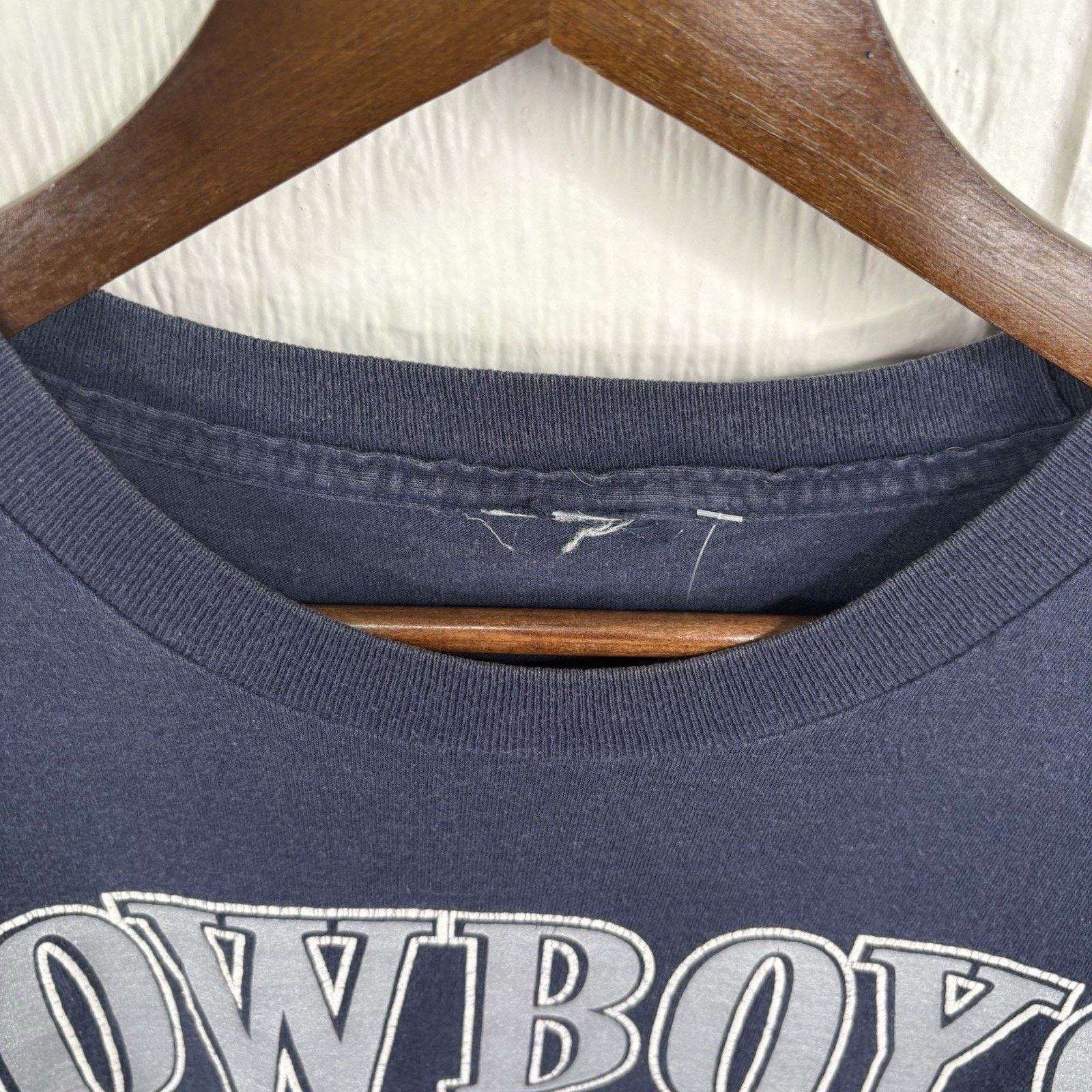 NFL Y2K Navy Dallas Cowboys NFL Tee Shirt Size L Size US L / EU 52-54 / 3 - 6 Thumbnail