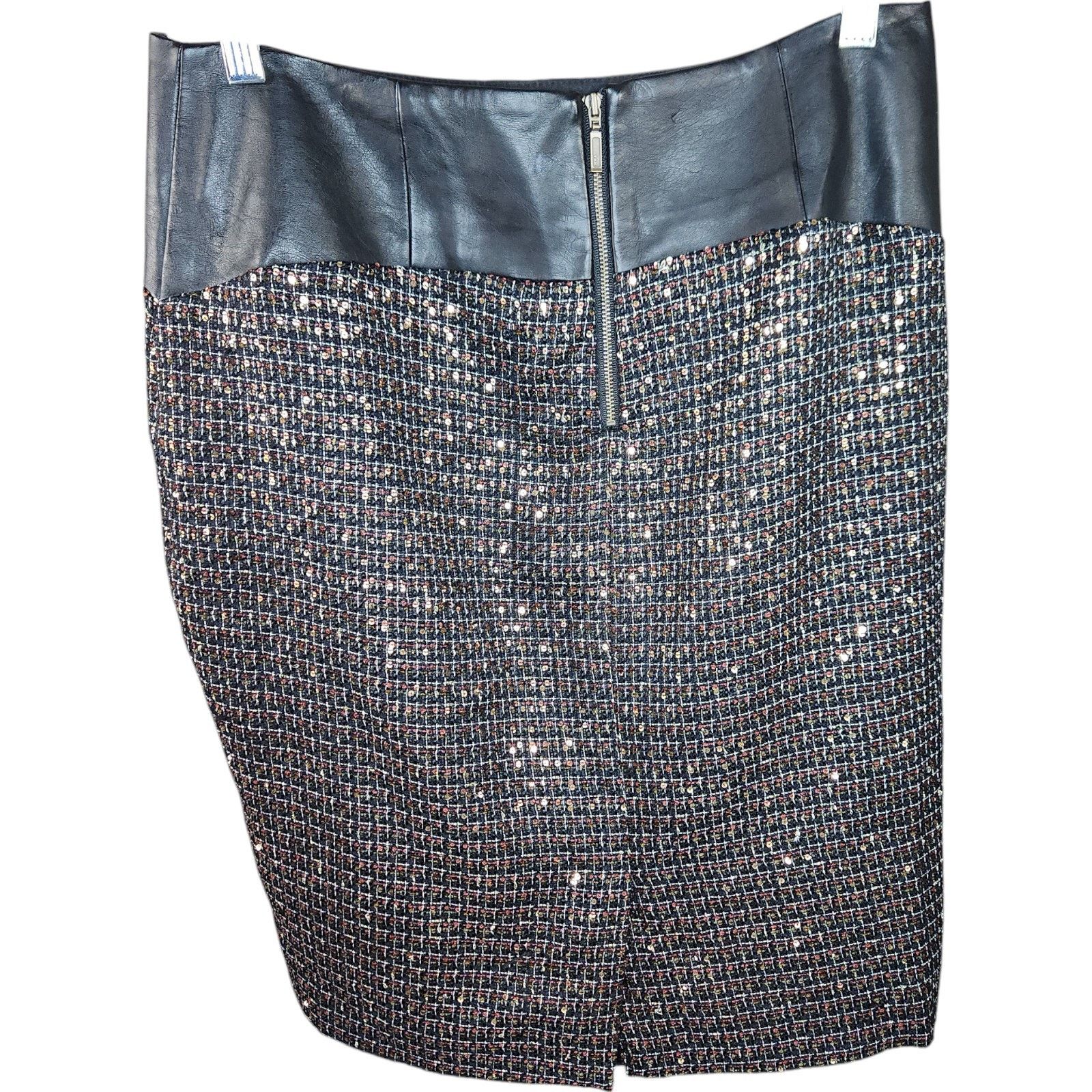 Other The Limited Women’s Black and Metallic Pencil Skirt Size 8 Size 30" / US 8 / IT 44 - 8 Thumbnail