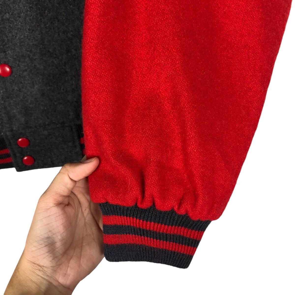Japanese Brand Vintage Wool Varsity Bomber Jacket Crocodile Sports BigLogo Size US M / EU 48-50 / 2 - 16 Thumbnail