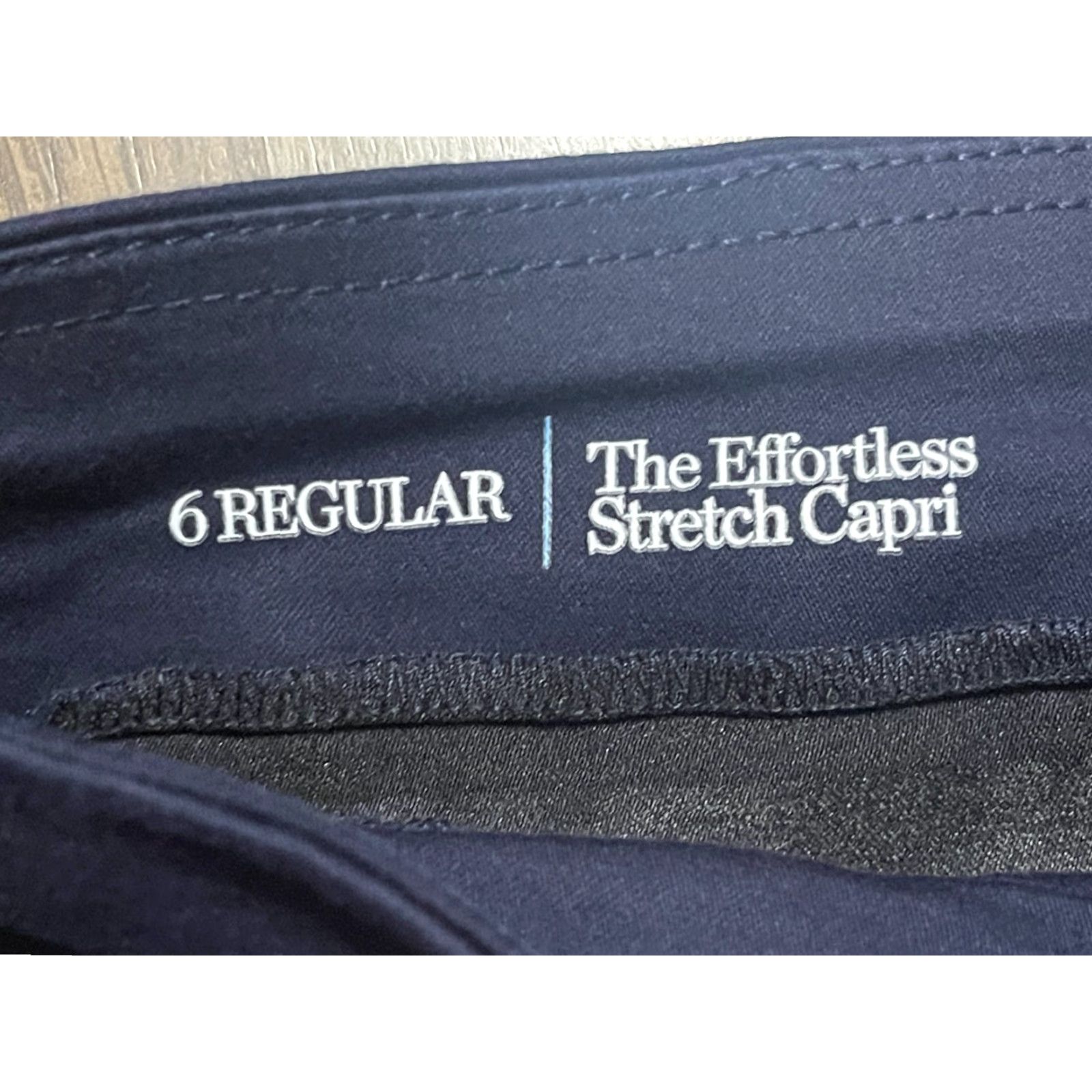 Croft & Barrow Croft & Barrow Capri Pants Women 6 Regular Blue The Effortless Stretch Capri Size M / US 6-8 / IT 42-44 - 7 Thumbnail