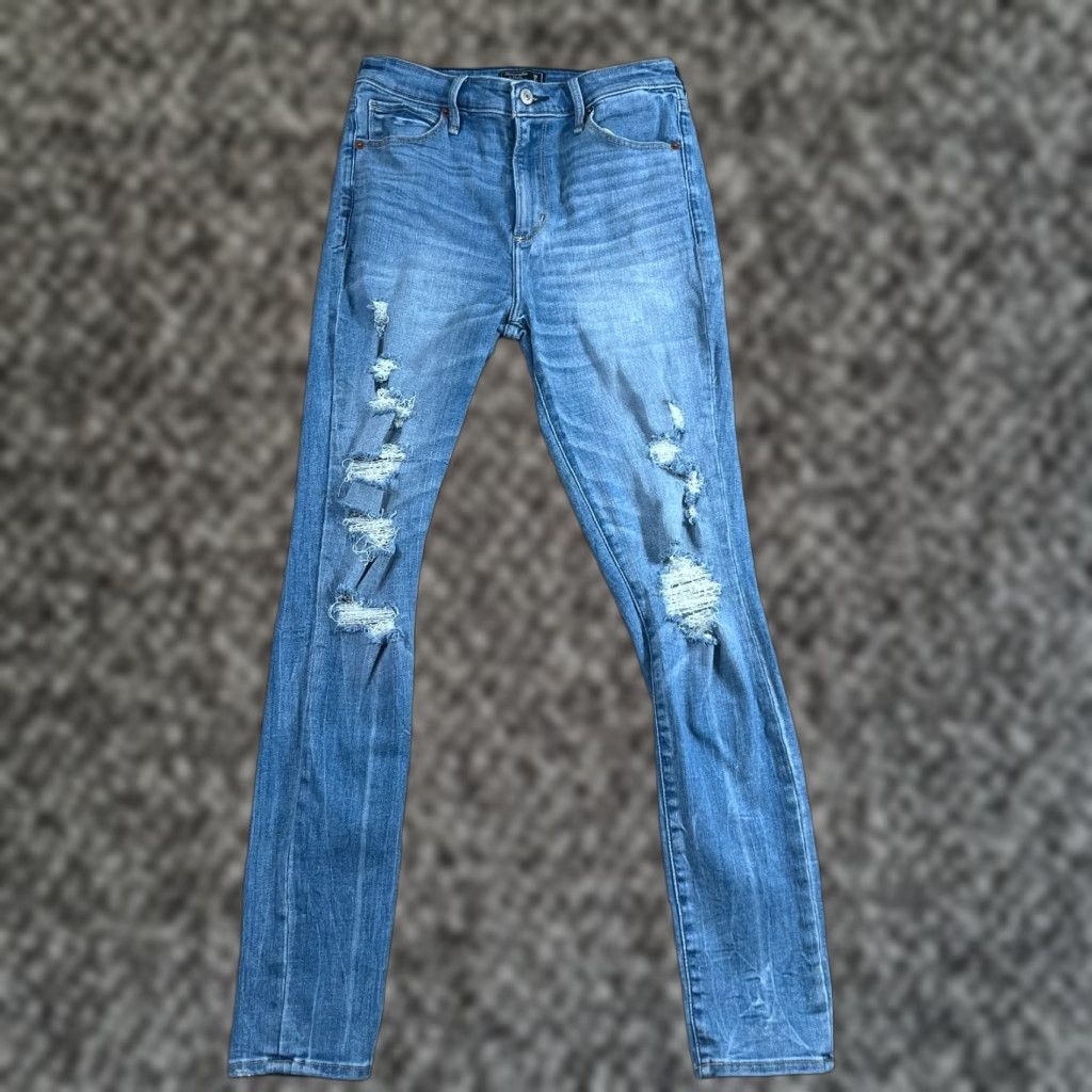 Abercrombie & Fitch VINTAGE Abercrombie & Fitch Jeans Women 6 Reg Blue Denim Simone High Rise Skinny 28 Mens? Size 28" / US 6 / IT 42 - 1 Thumbnail