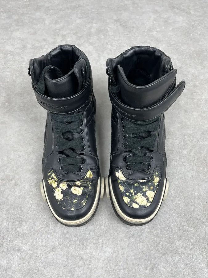 Givenchy SS2015 Givenchy Tyson Black Floral High Leather Sneakers by Riccardo Tisci Size US 8 / EU 41 - 3 Thumbnail