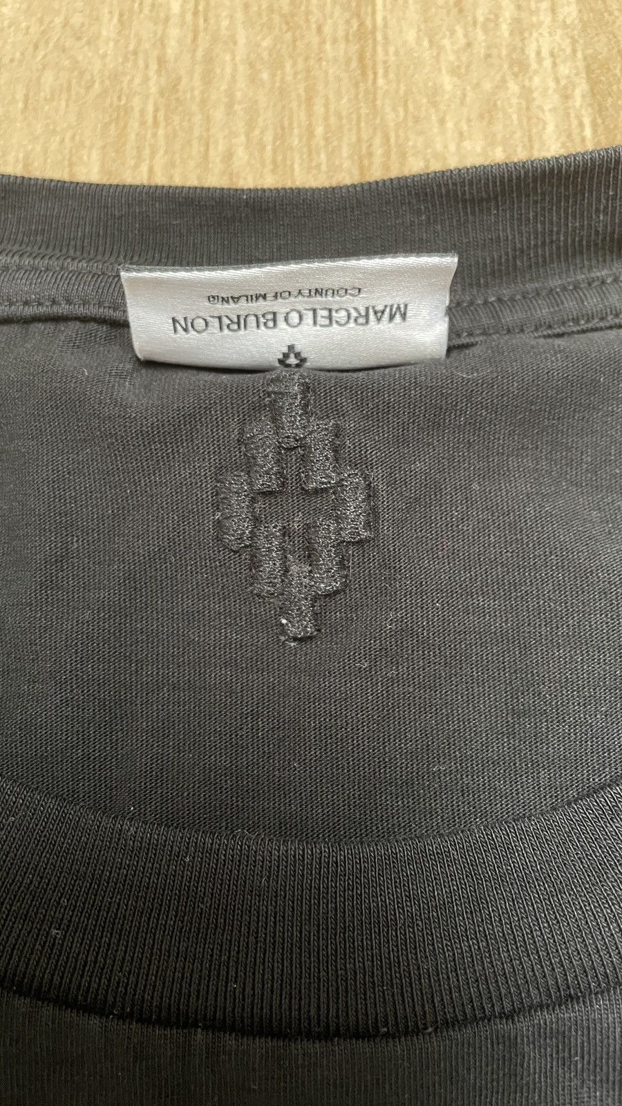Designer × Marcelo Burlon Marcelo Burlon County of Milan Black Genek T-Shirt Size US S / EU 44-46 / 1 - 12 Thumbnail
