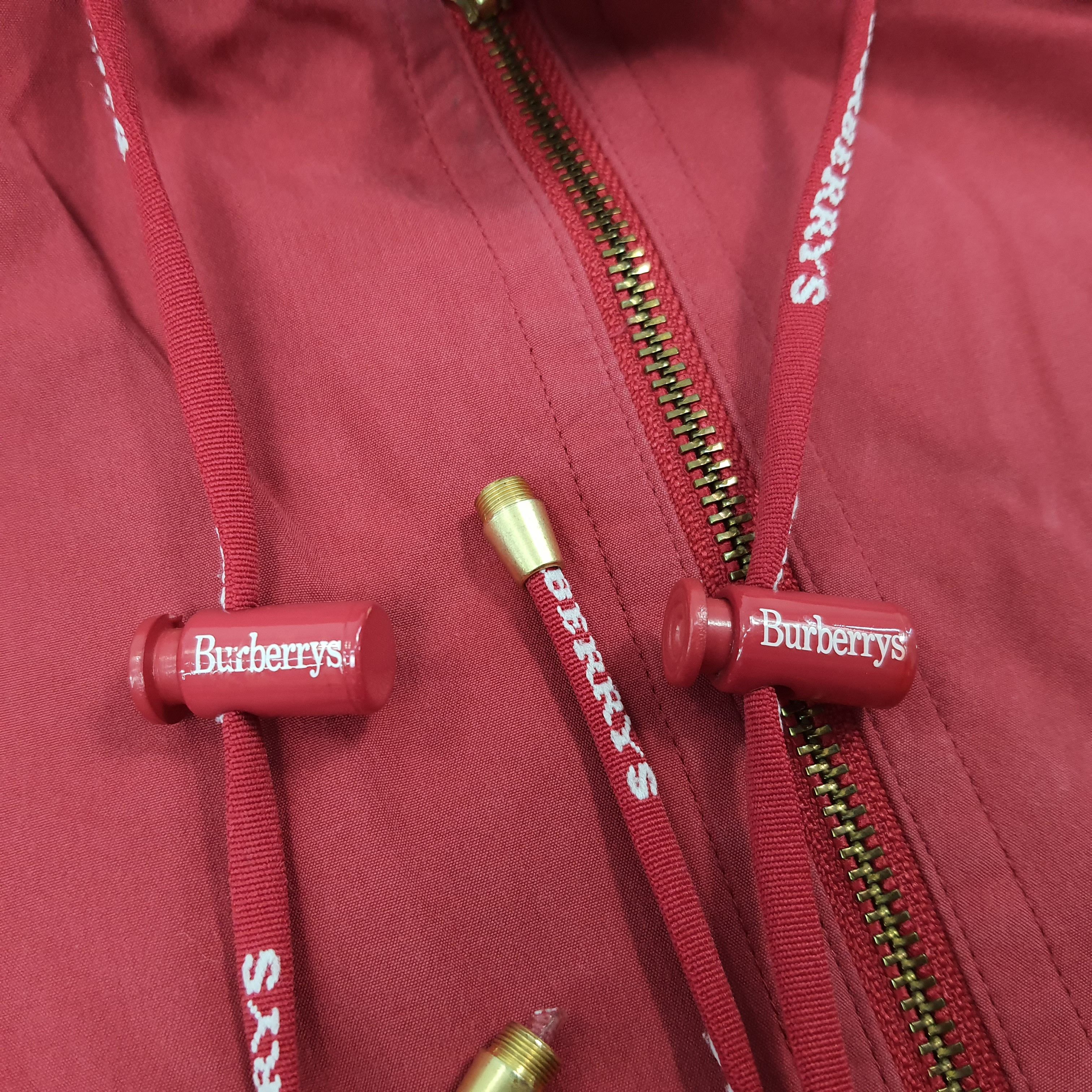 Burberry Vintage Burberry's Red Anorak Custom Logo Jacket C274N5 Size US L / EU 52-54 / 3 - 5 Thumbnail