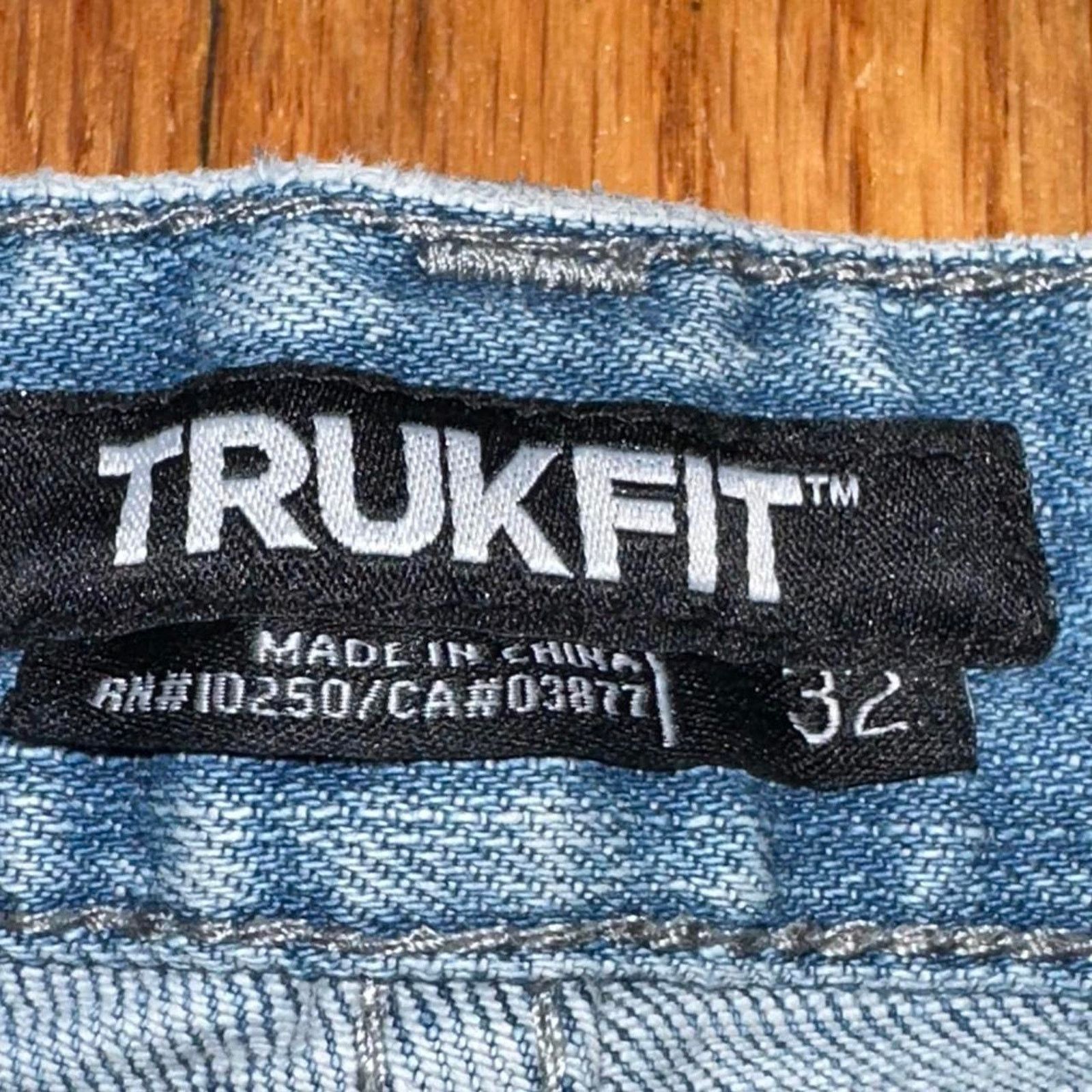 TRUKFIT Trukfit Denim Distressed Cut Off Denim Jorts Skate size 32 Size US 32 / EU 48 - 3 Thumbnail