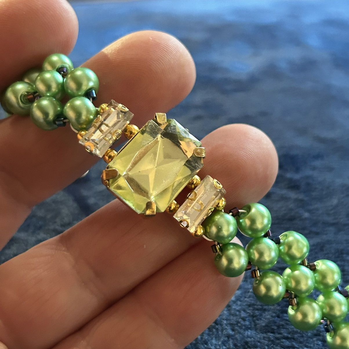 Handmade Handcrafted bright green Czech glass pearl bracelet Size ONE SIZE - 3 Thumbnail