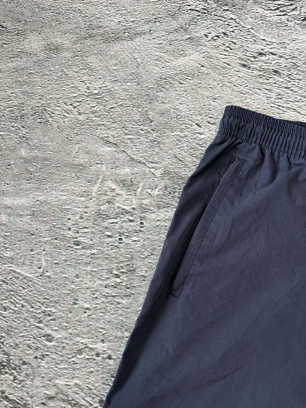 Adidas Adidas vintage navy nylon track pants baggy small logo 2000s Size US 32 / EU 48 - 3 Thumbnail