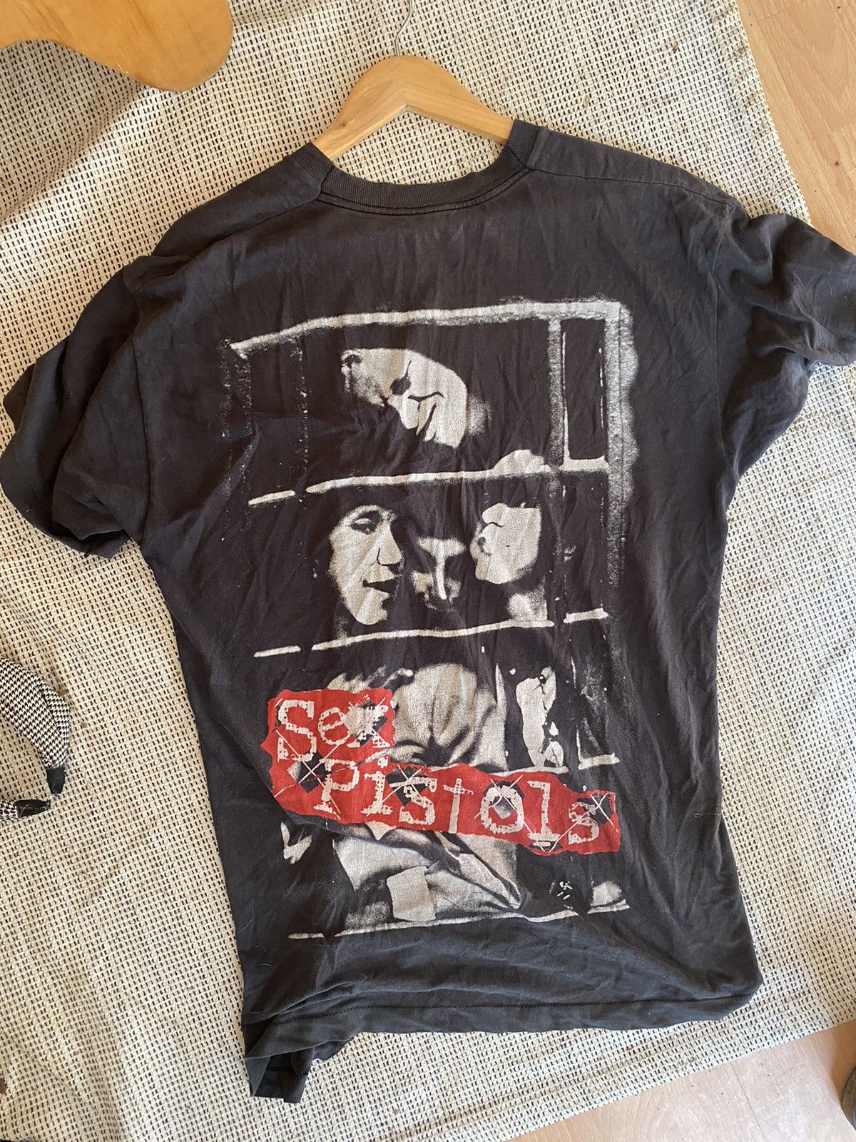 Vintage Sex pistols 80s tee Size US M / EU 48-50 / 2 - 2 Thumbnail