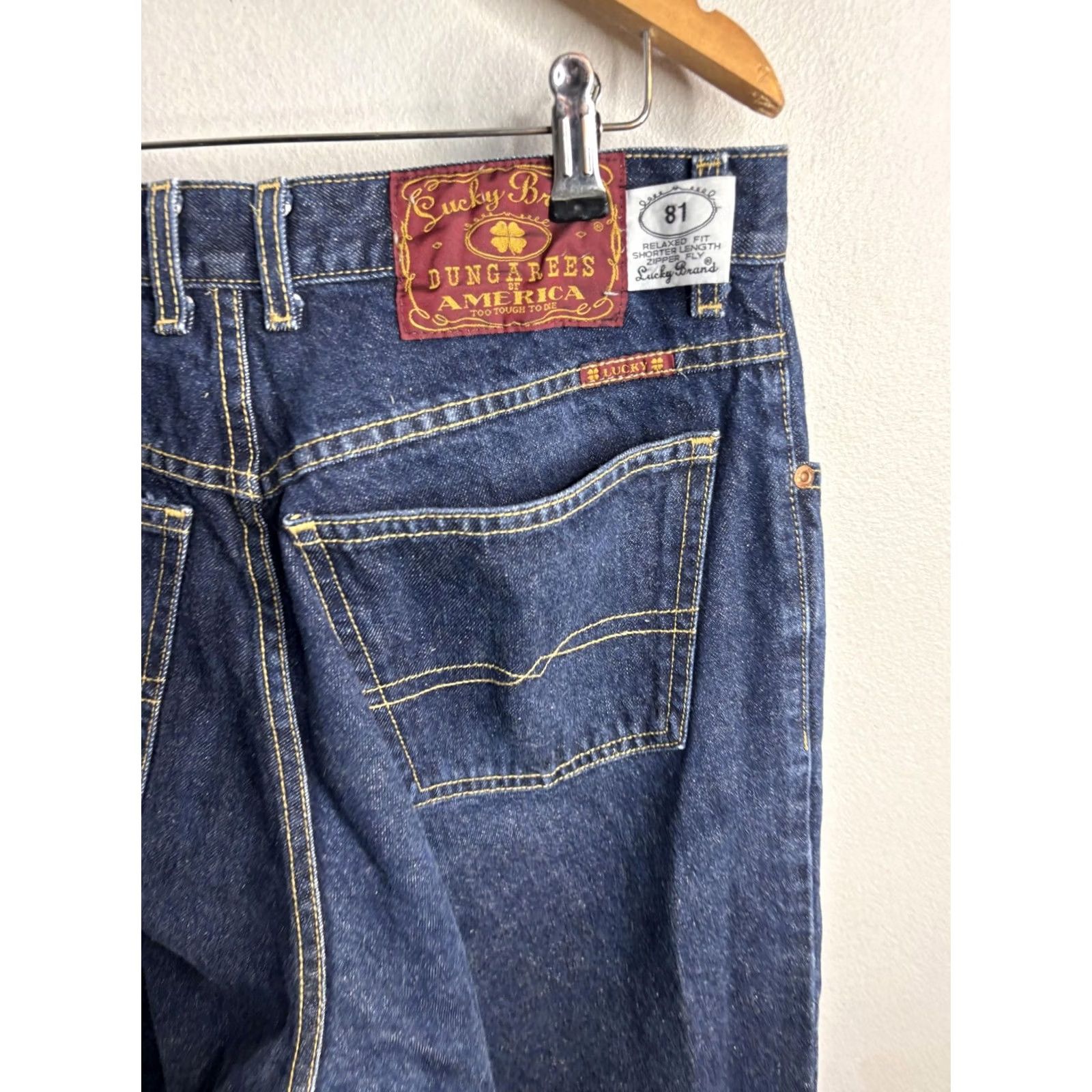 Lucky Brand VINTAGE Lucky Brand Dungarees Jeans Mens 33x29 Blue 81 Relaxed Straight USA Mens Girls Boys Size US 32 / EU 48 - 2 Thumbnail