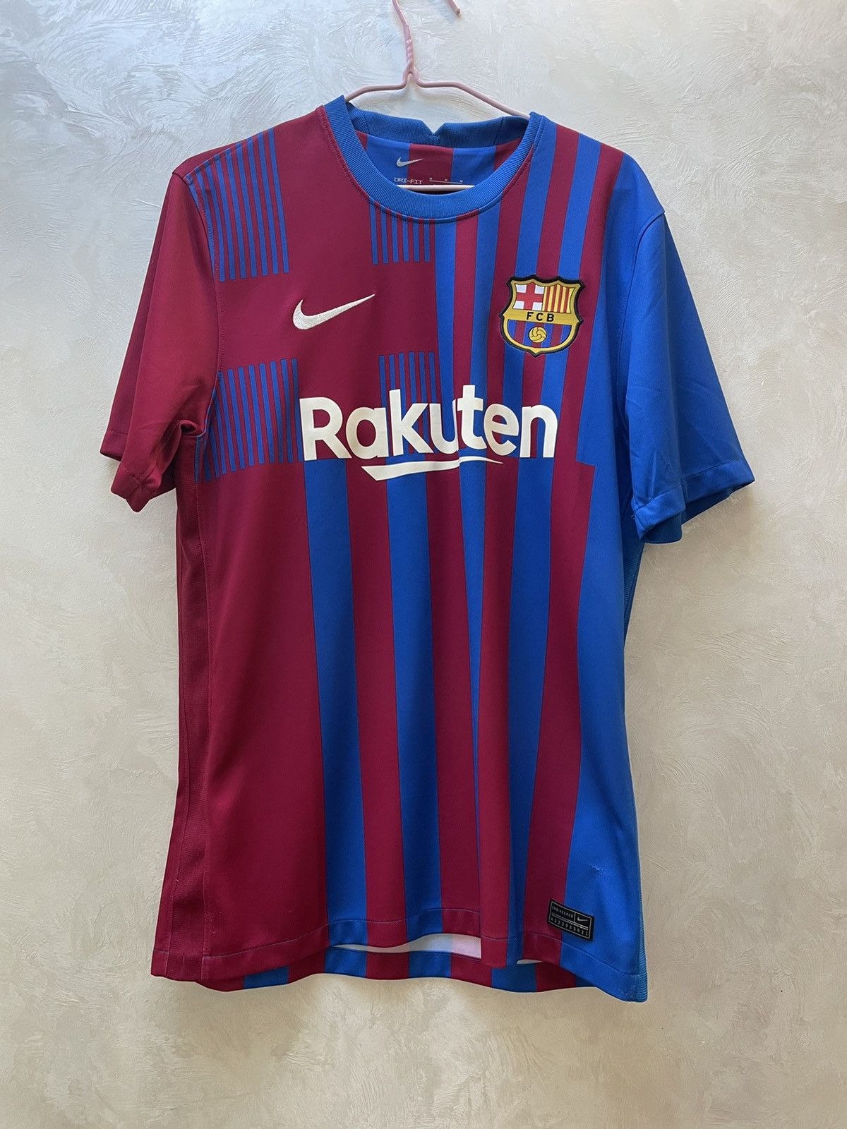 Nike Nike FC Barcelona 2021 2022 Home Soccer Jersey Shirt Size US M / EU 48-50 / 2 - 1 Thumbnail