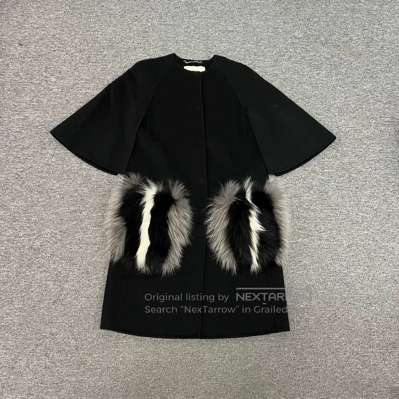Fendi Fendi Show model fur pocketed cape wool coat Size XXS / US 00 / IT 34 - 1 Thumbnail