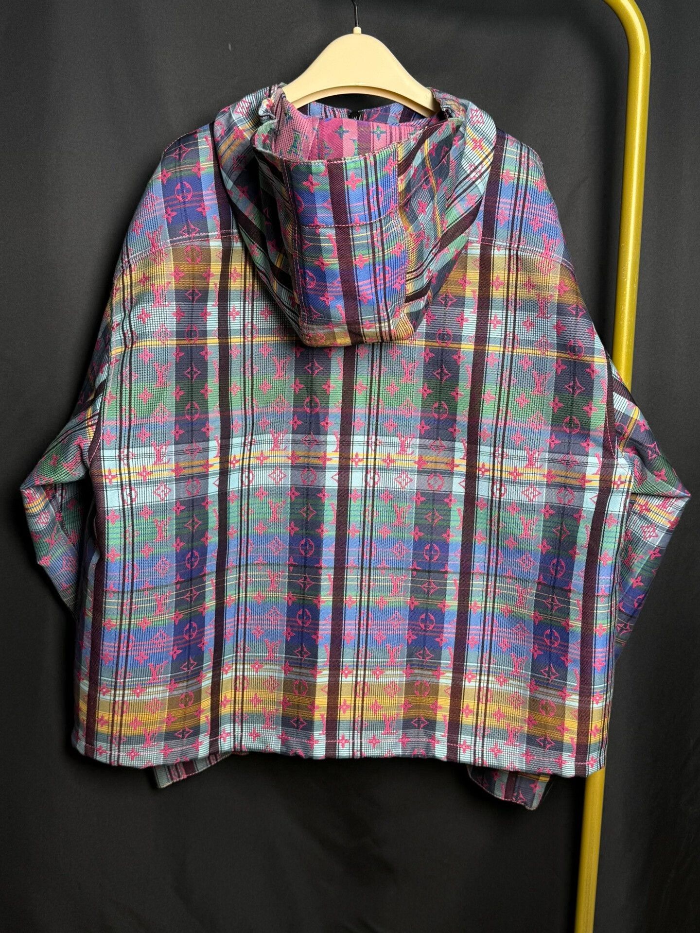 Louis Vuitton colorful checkered hooded jacket by Louis Vuitton Size US M / EU 48-50 / 2 - 3 Thumbnail